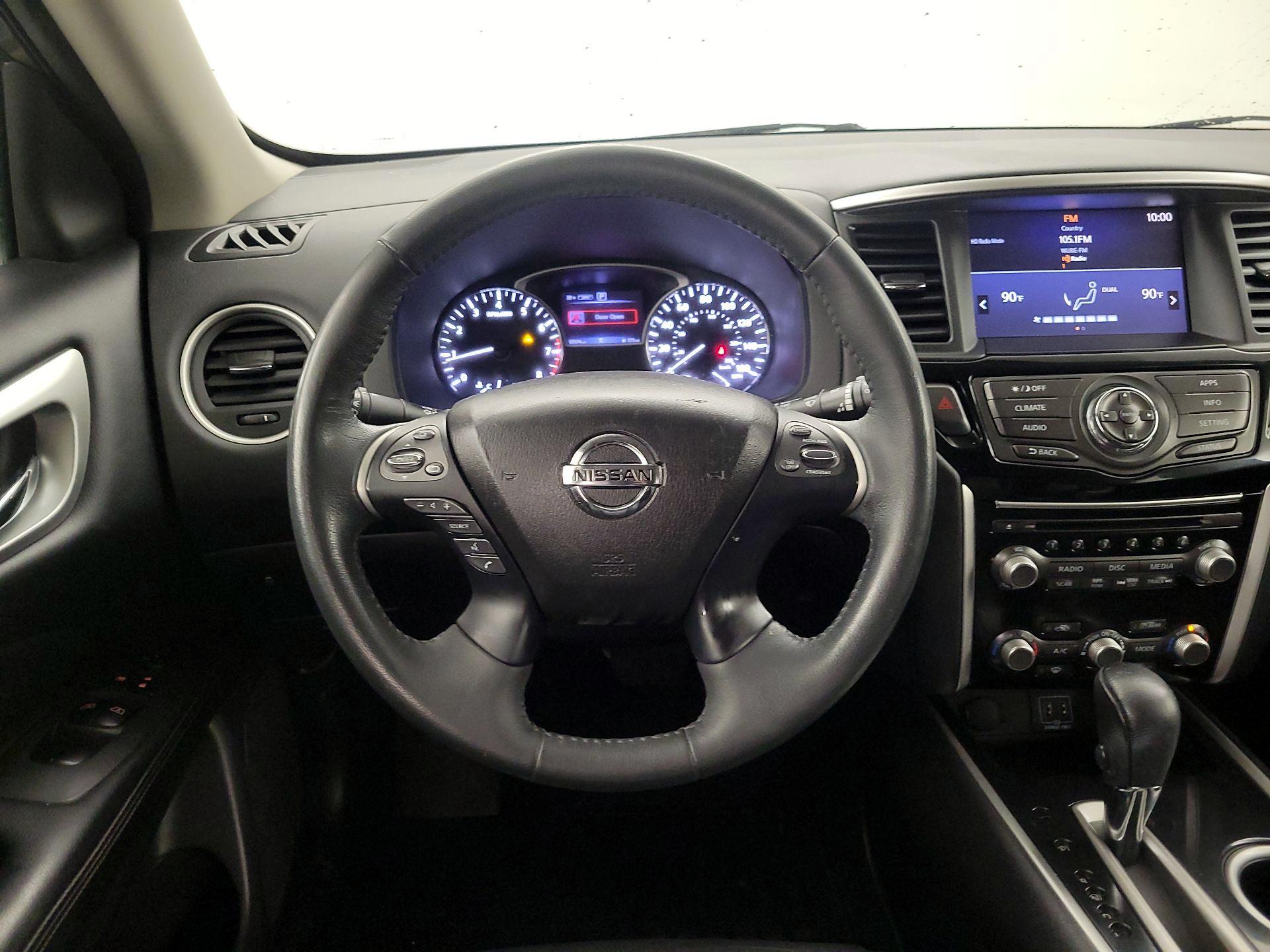 Thumbnail: 2018 Nissan Pathfinder - 10