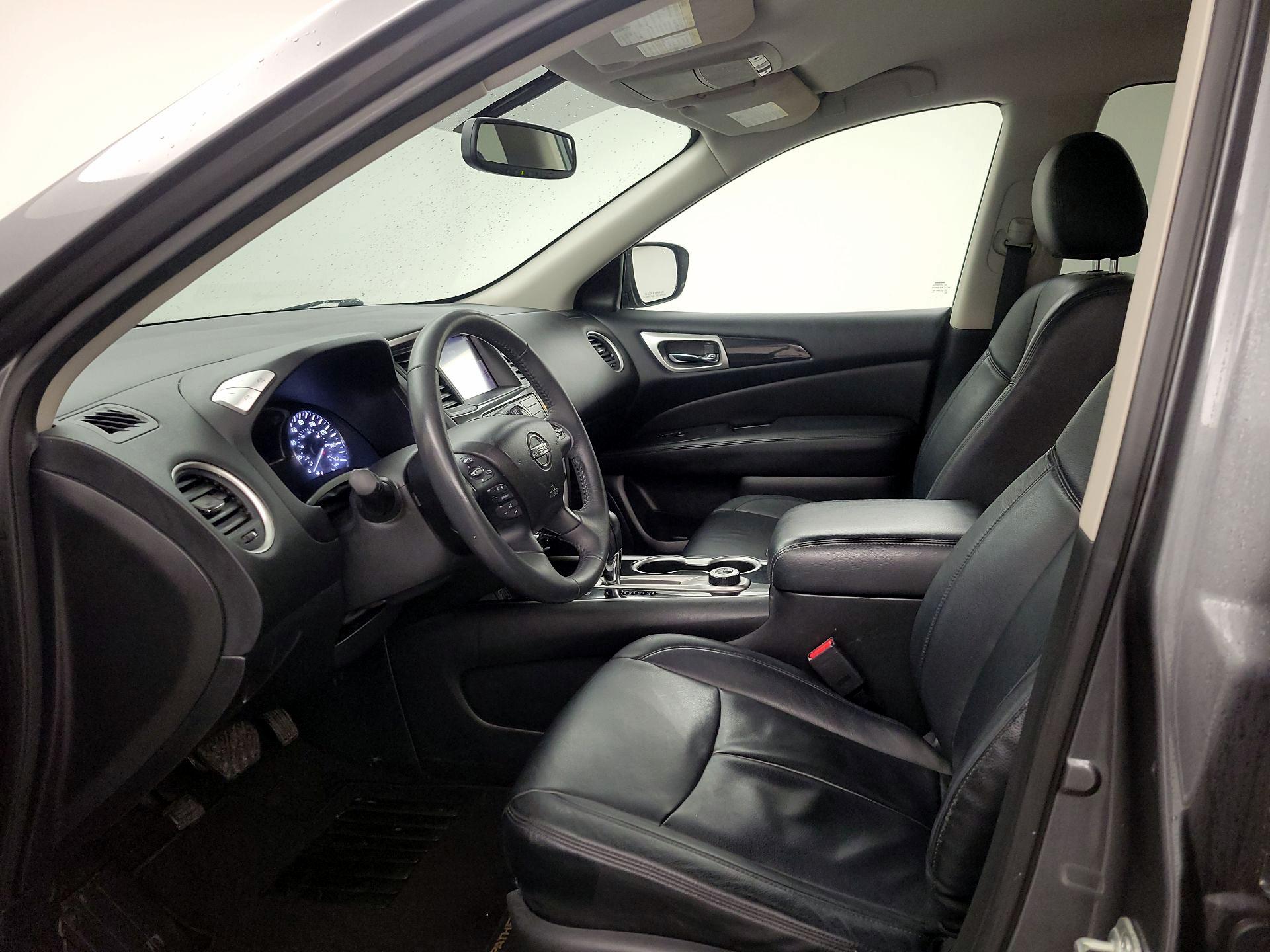 Thumbnail: 2018 Nissan Pathfinder - 11