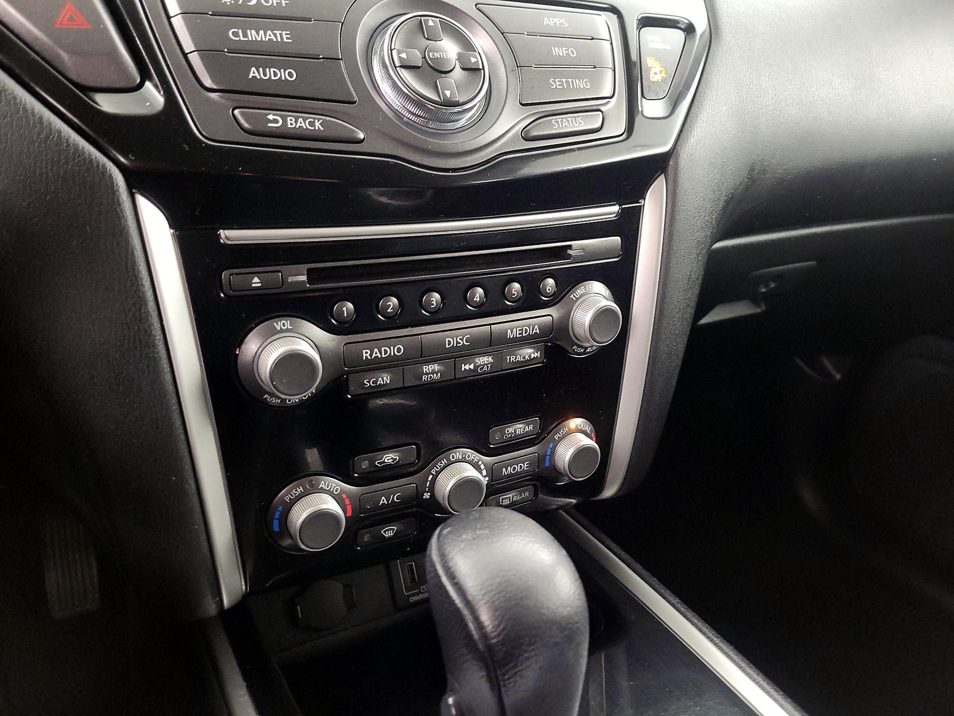 Thumbnail: 2018 Nissan Pathfinder - 16