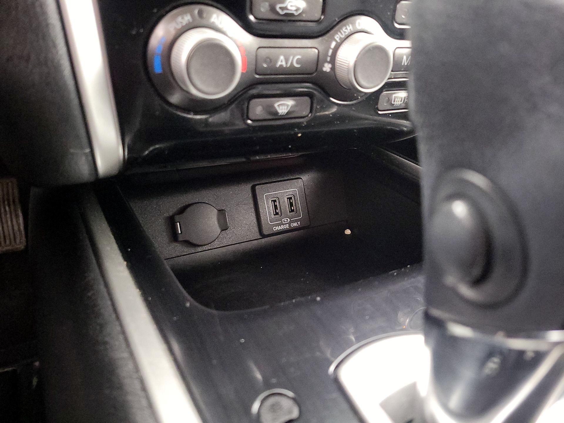 Thumbnail: 2018 Nissan Pathfinder - 18