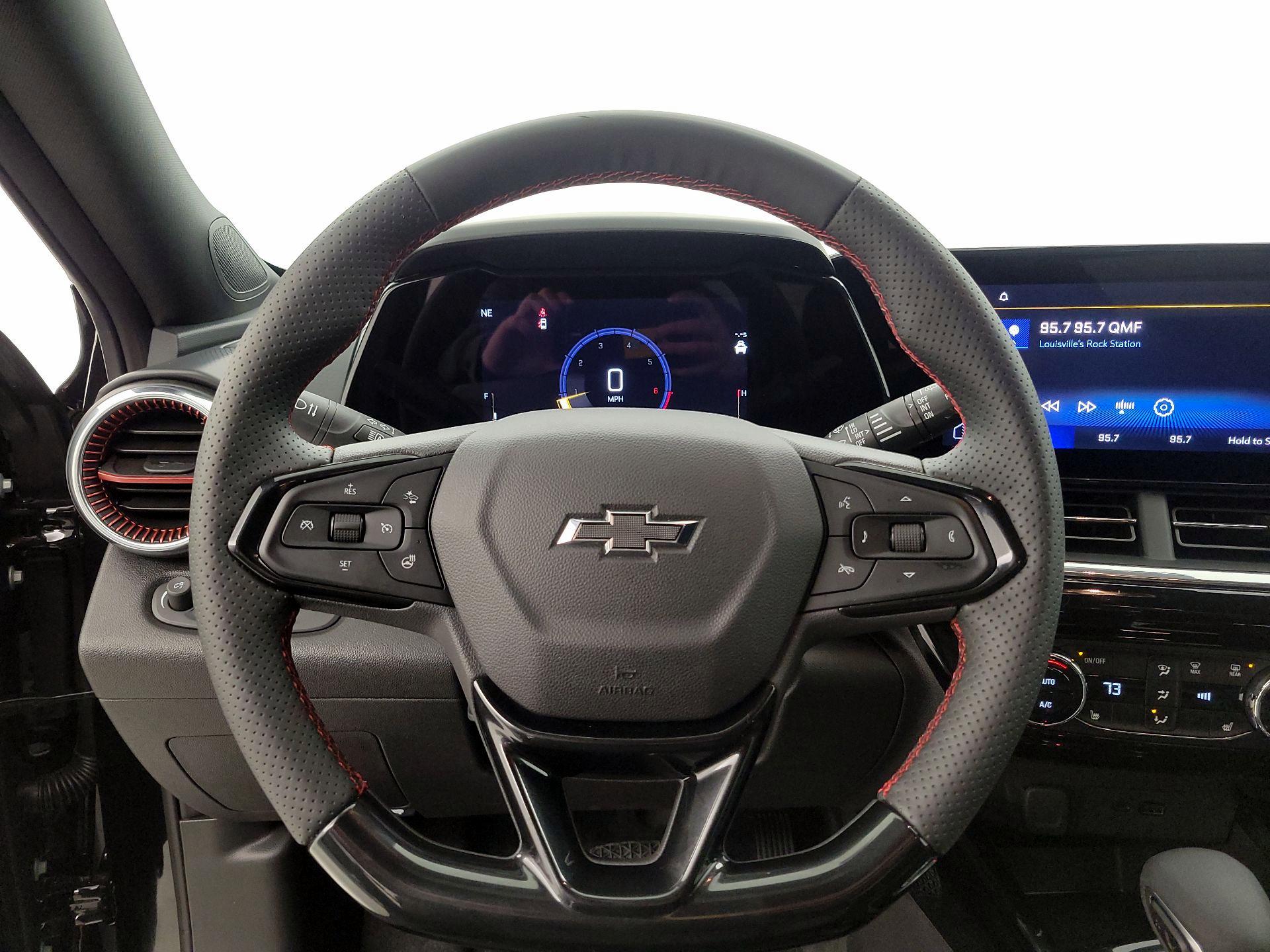 Thumbnail: 2025 Chevrolet Trax - 10