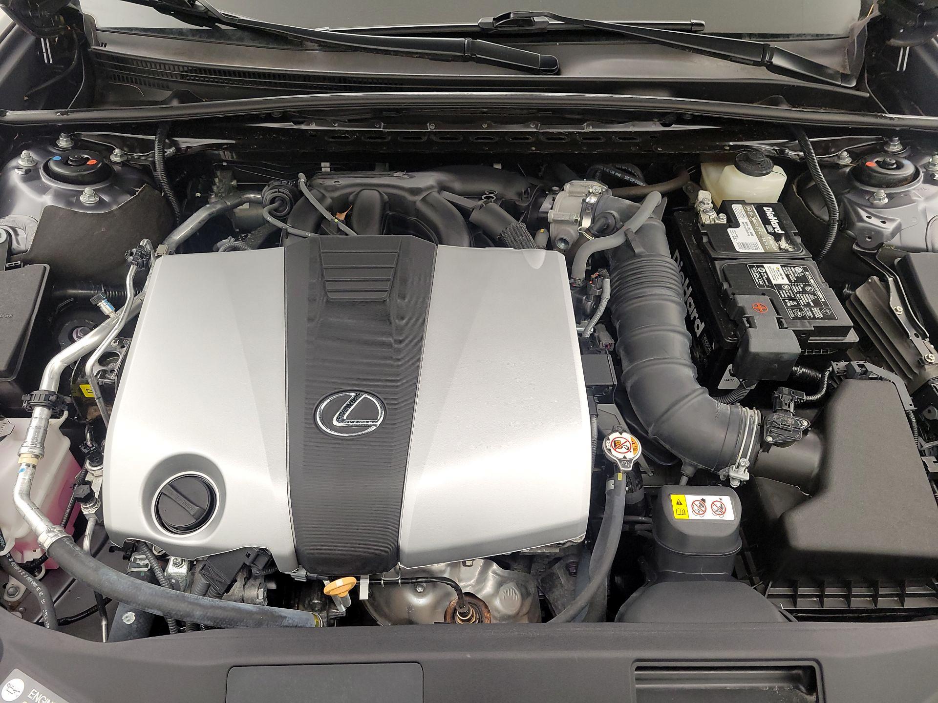 Thumbnail: 2020 Lexus ES - 20