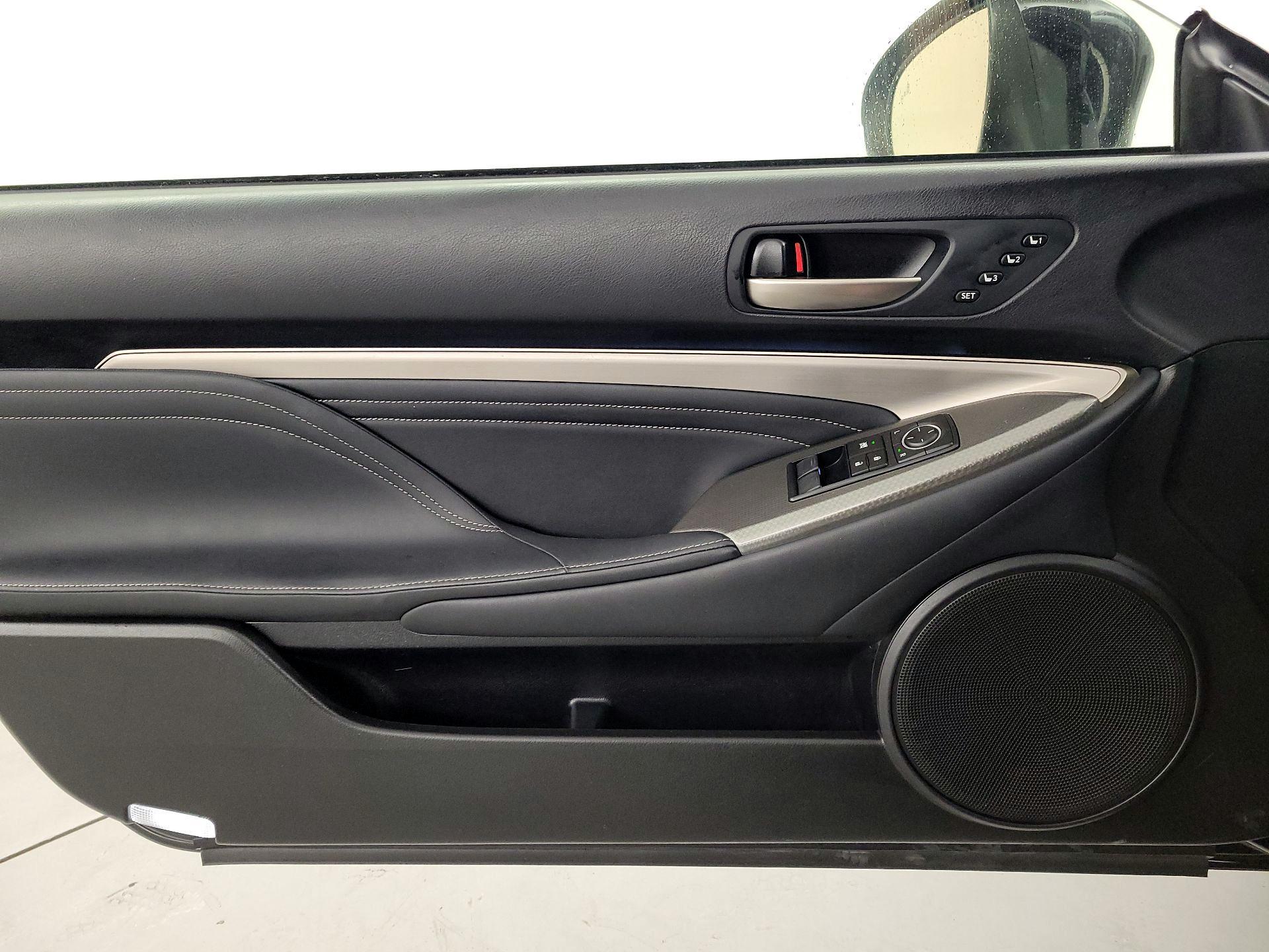 Thumbnail: 2017 Lexus RC - 12