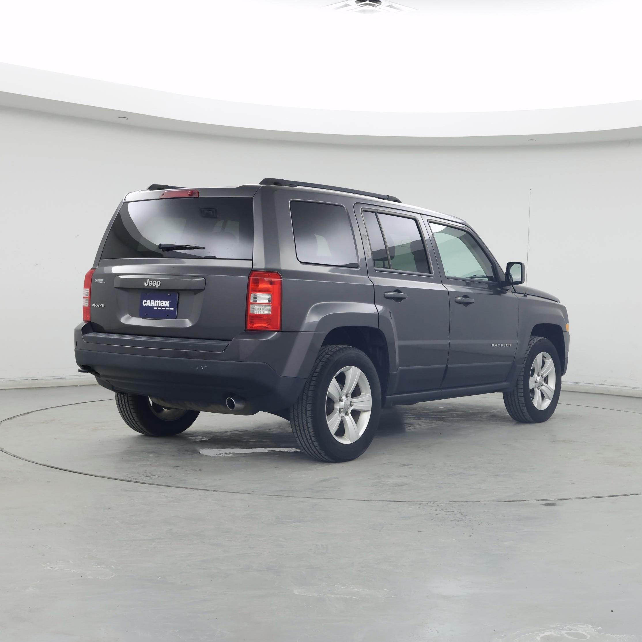 Thumbnail: 2015 Jeep Patriot - 8