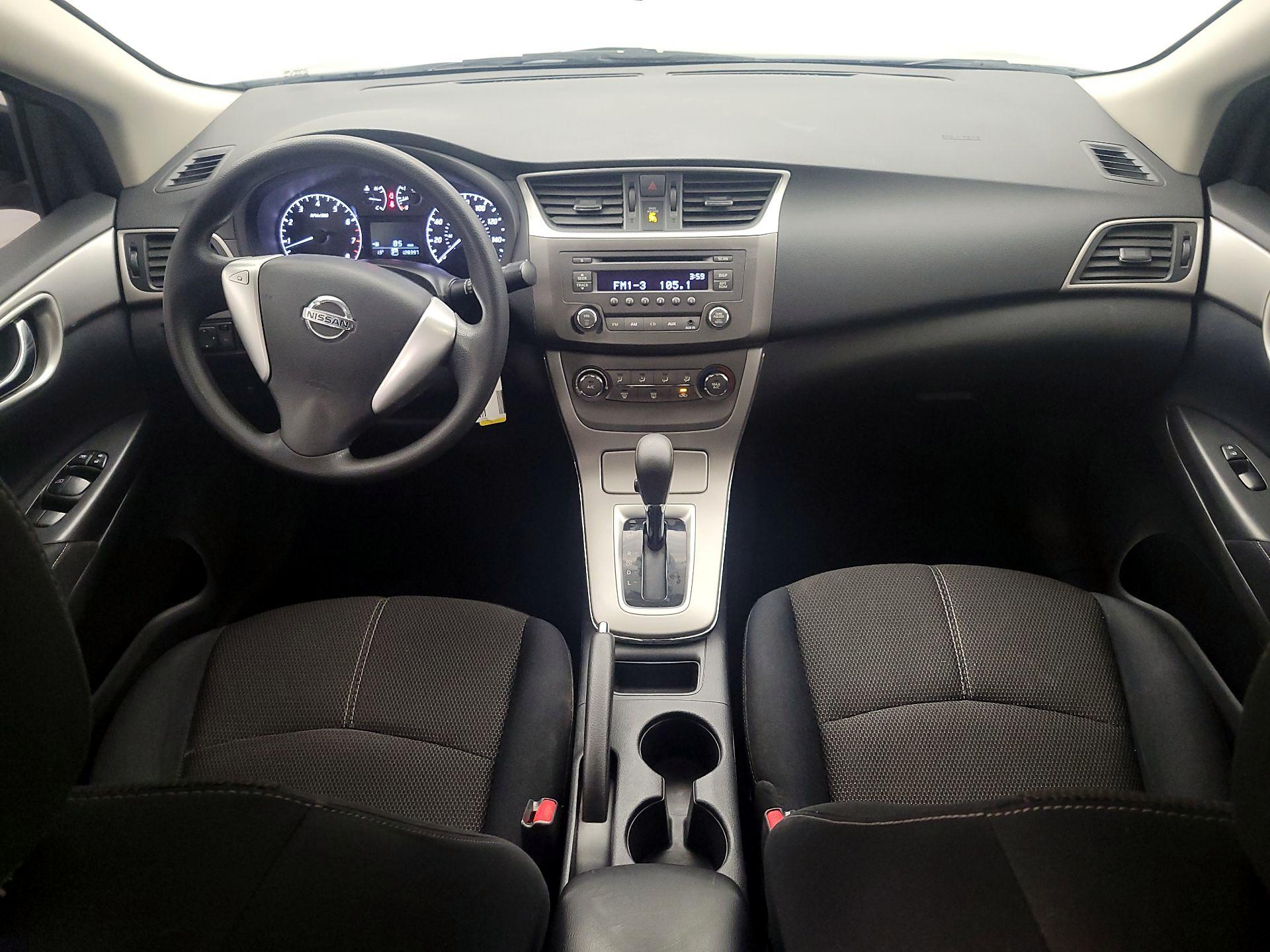 Thumbnail: 2014 Nissan Sentra - 9