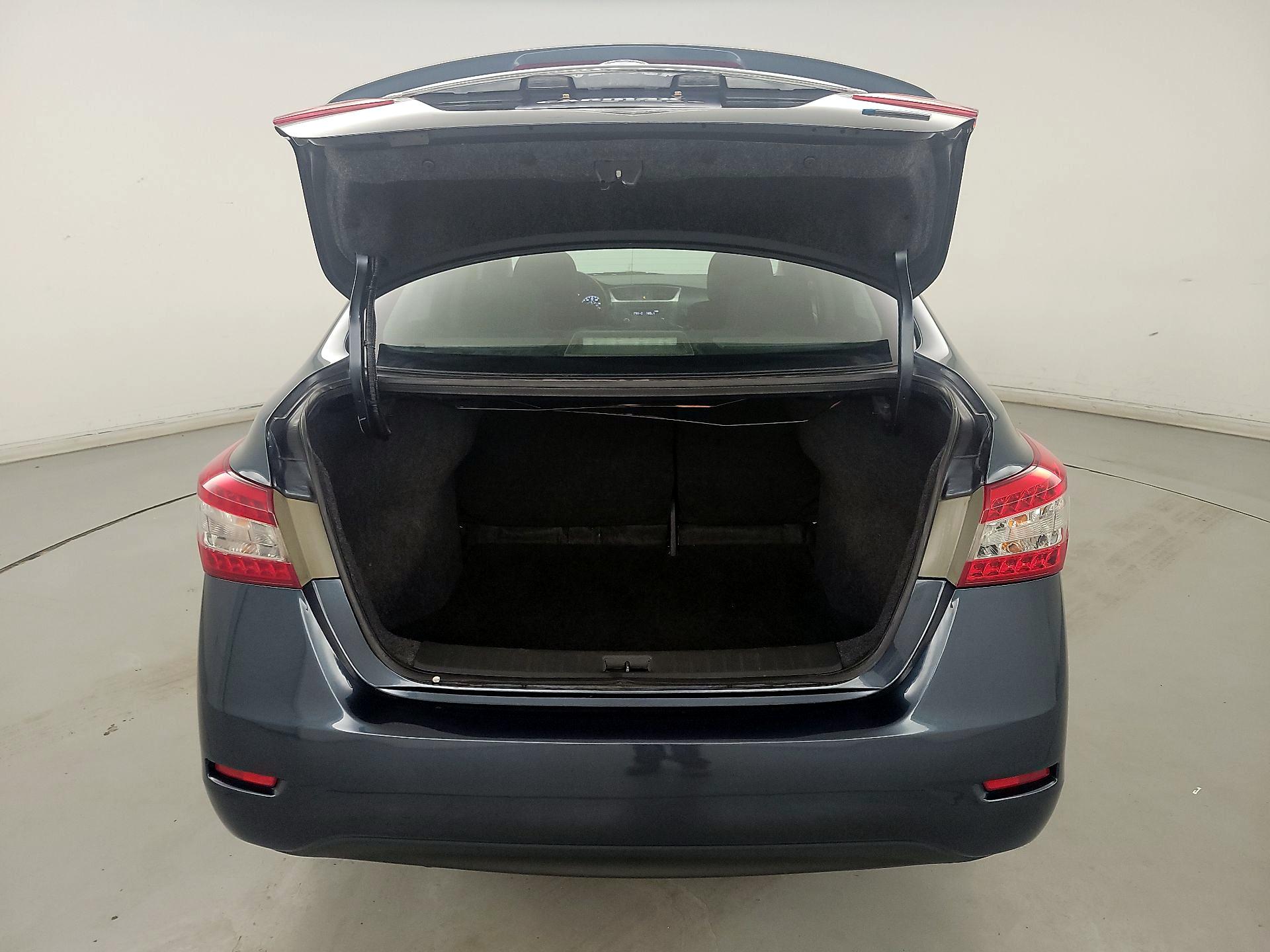 Thumbnail: 2014 Nissan Sentra - 18