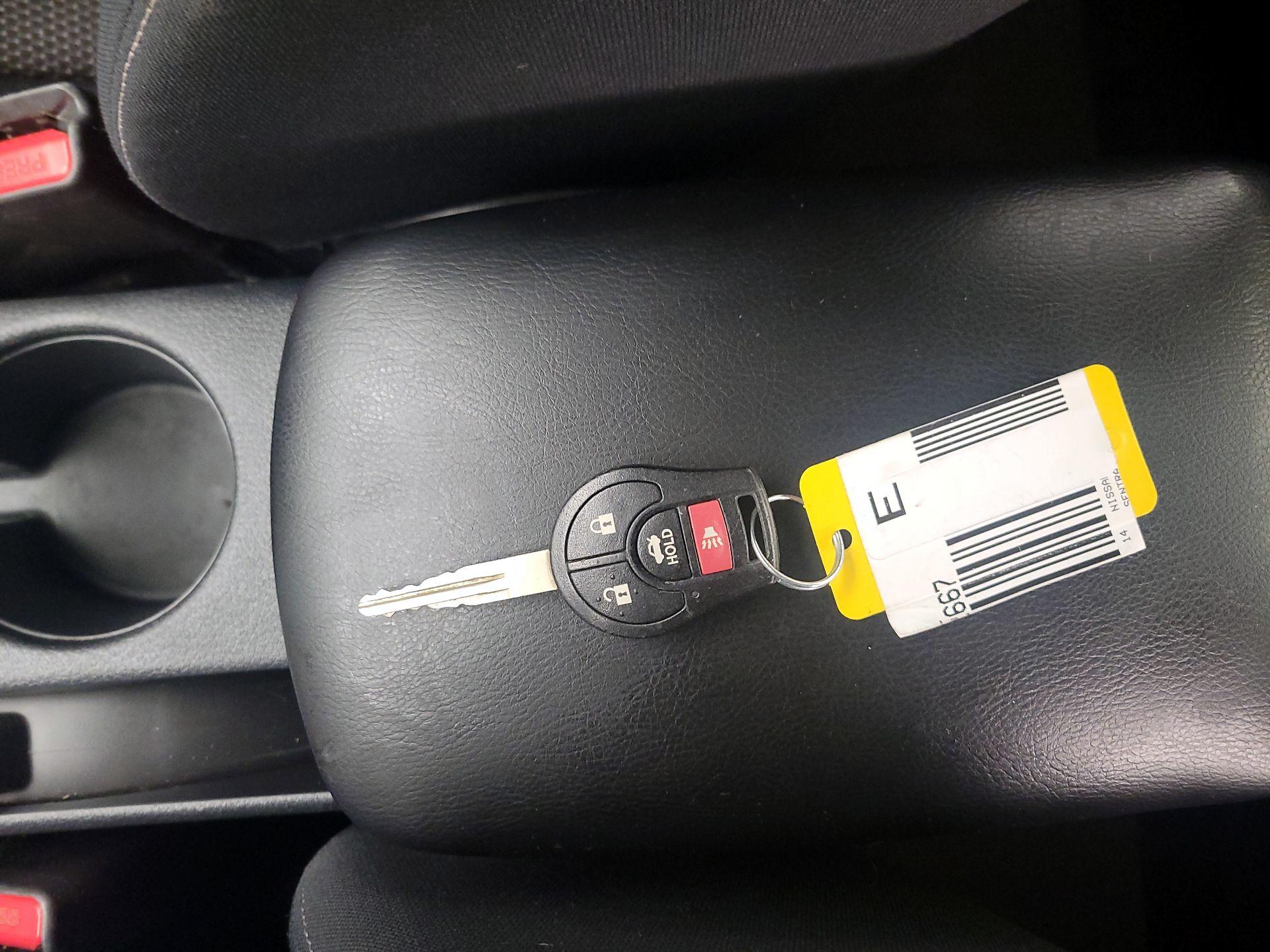 Thumbnail: 2014 Nissan Sentra - 20