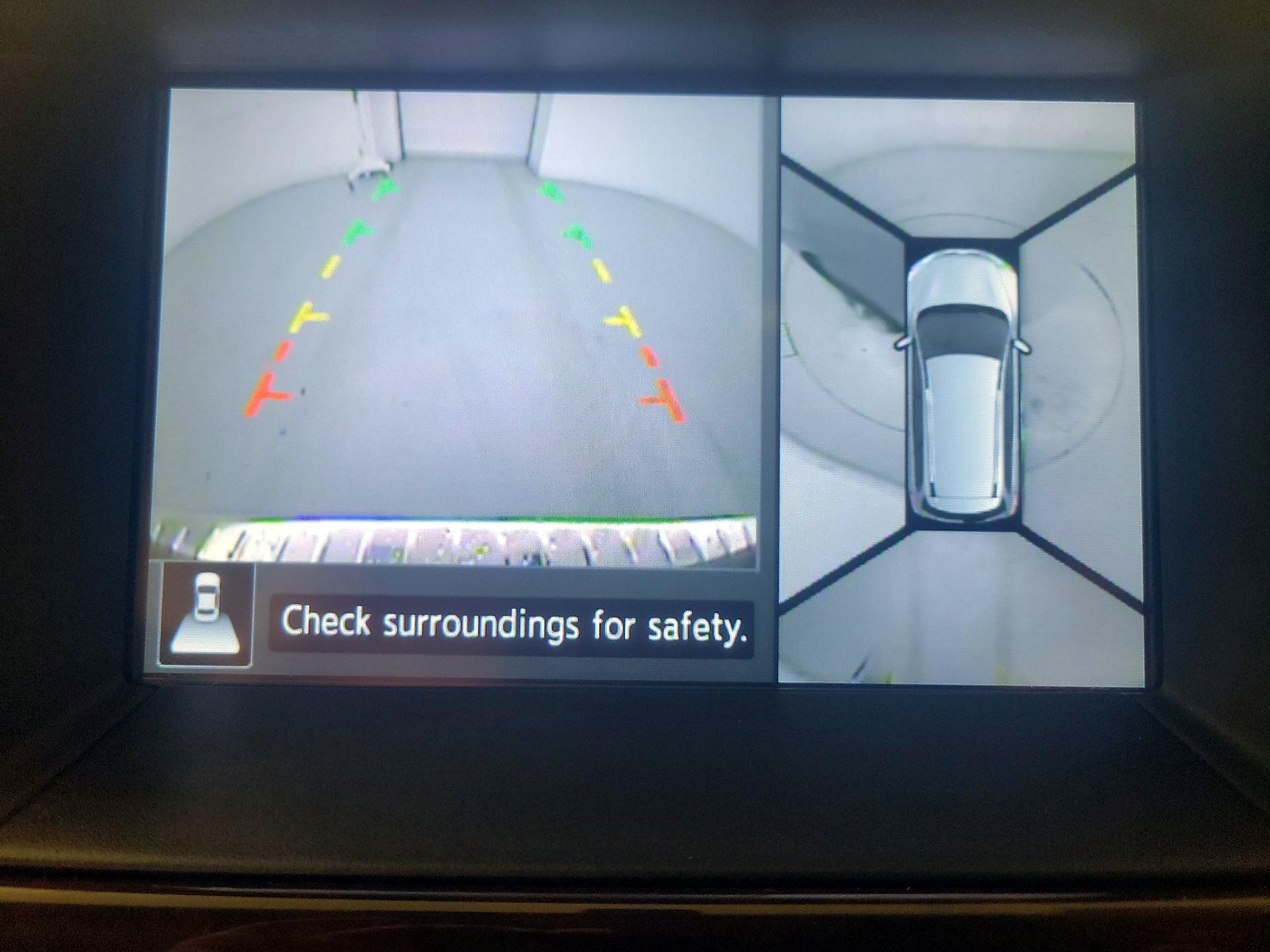 Thumbnail: 2015 Nissan Pathfinder - 15