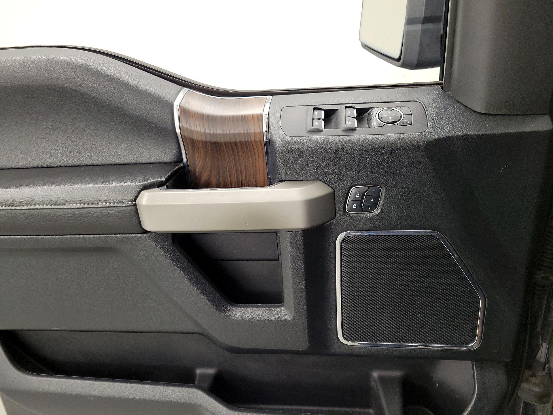 Thumbnail: 2016 Ford F-150 - 12