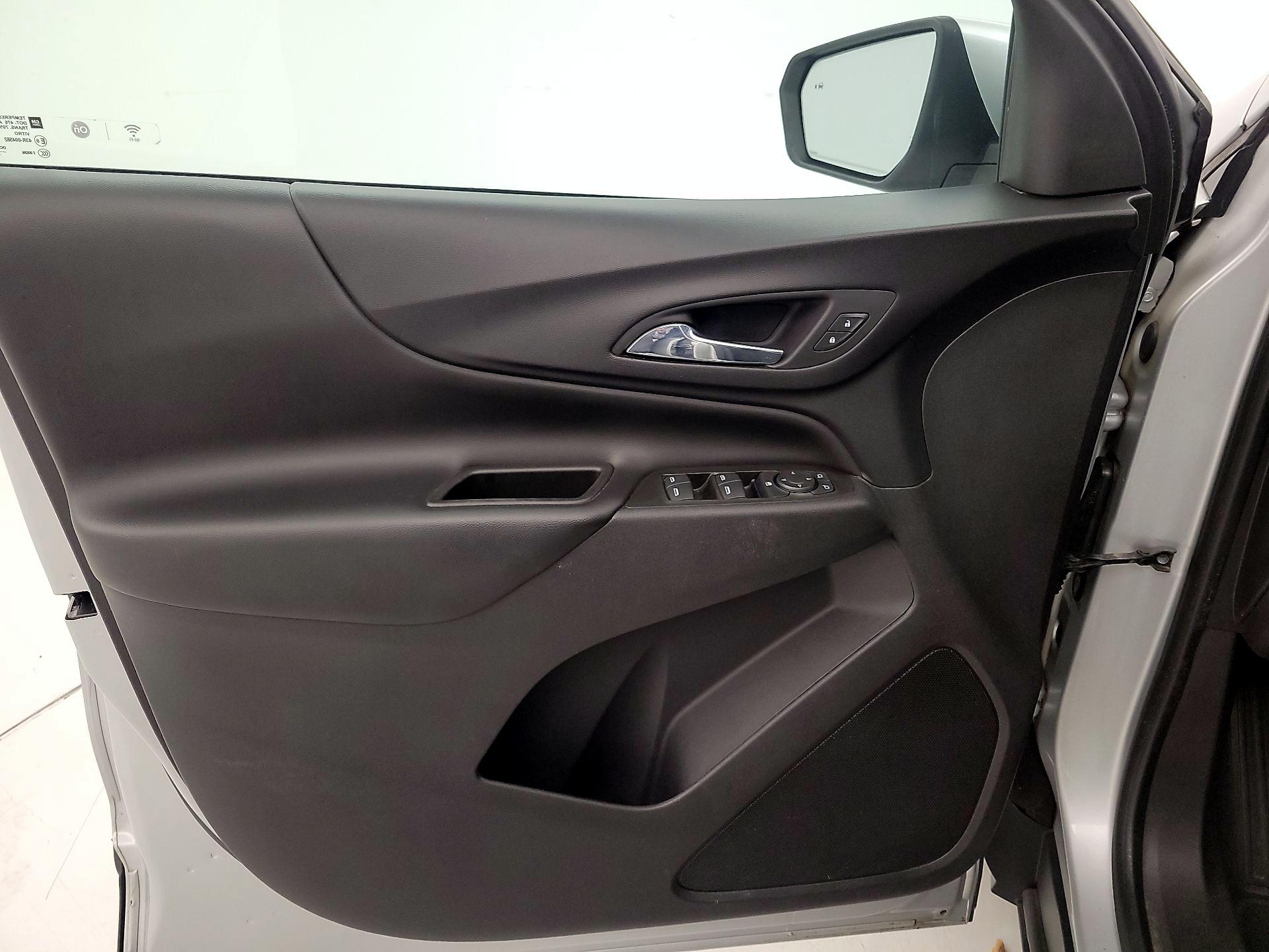 Thumbnail: 2020 Chevrolet Equinox - 12