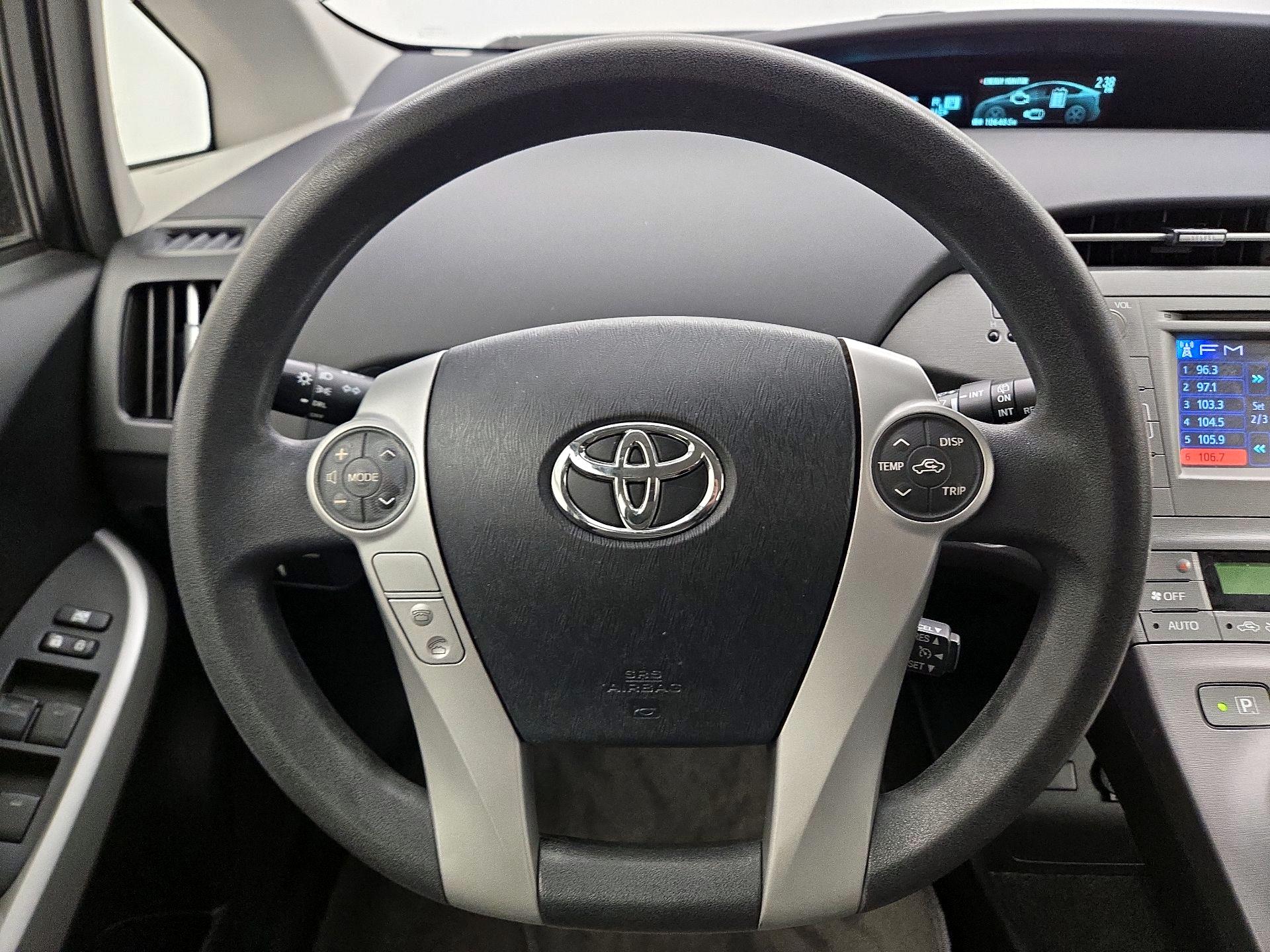 Thumbnail: 2014 Toyota Prius - 10
