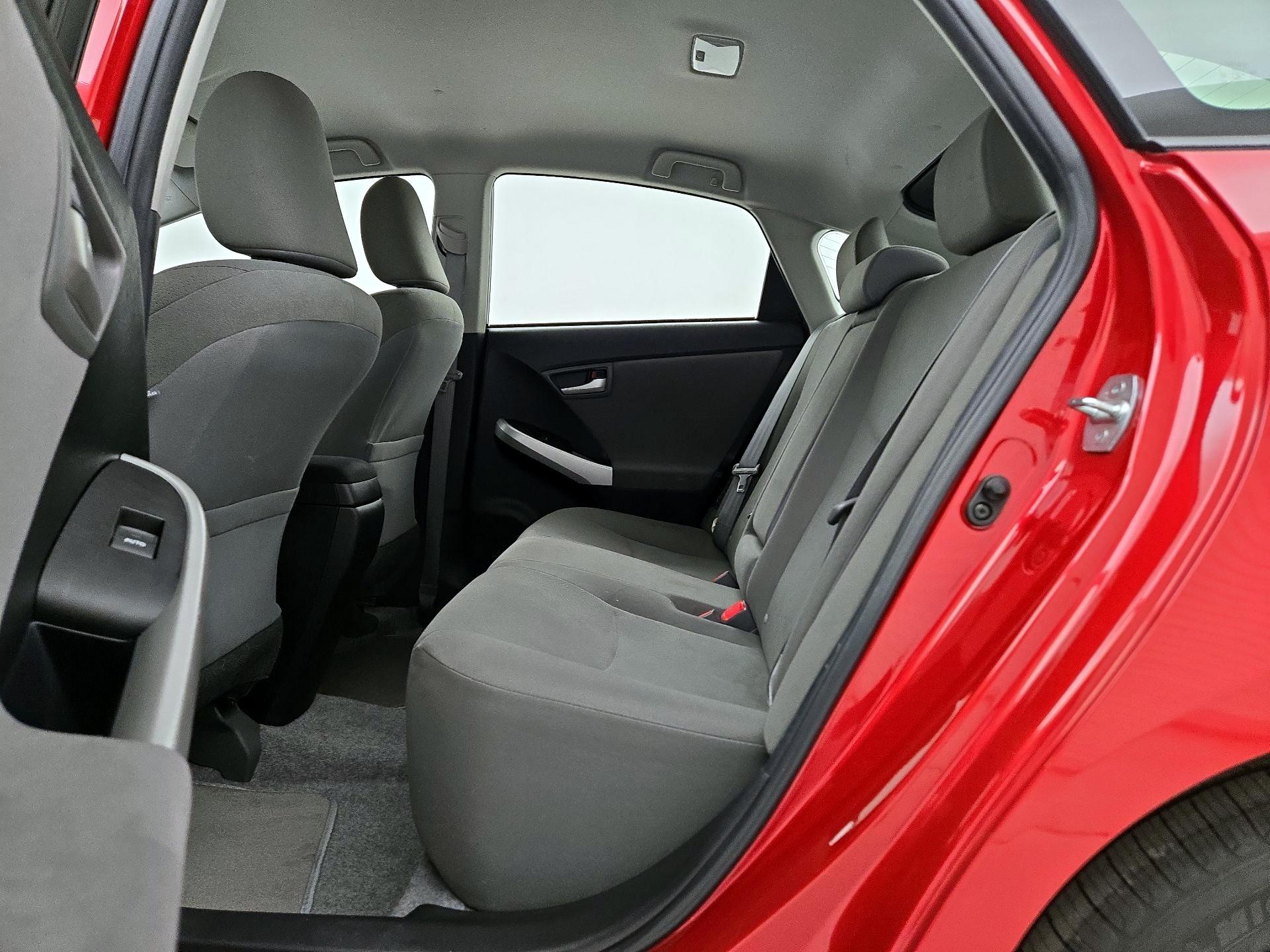 Thumbnail: 2014 Toyota Prius - 18