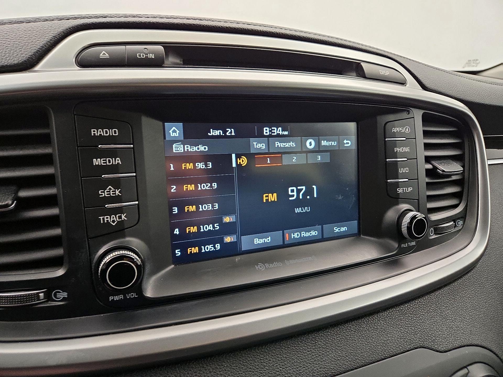 Thumbnail: 2017 Kia Sorento - 15