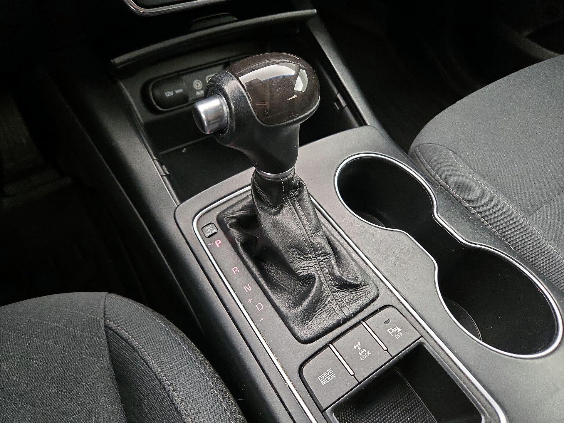 Thumbnail: 2017 Kia Sorento - 17