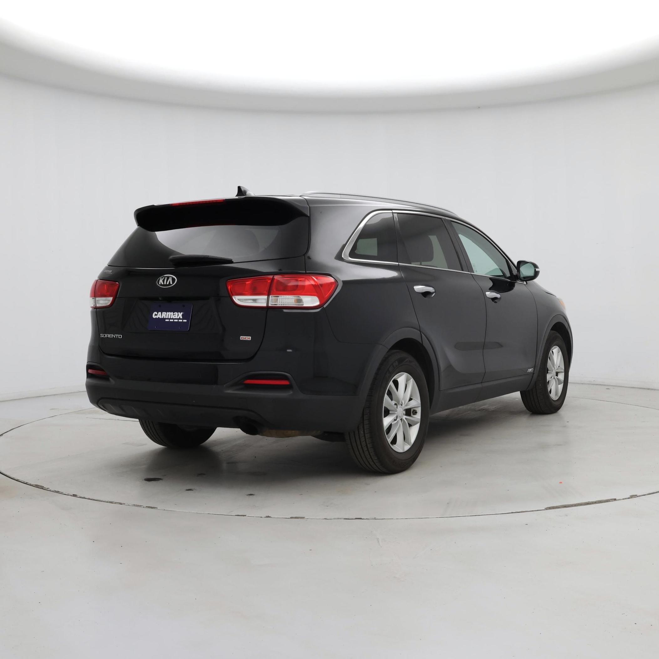 Thumbnail: 2017 Kia Sorento - 8