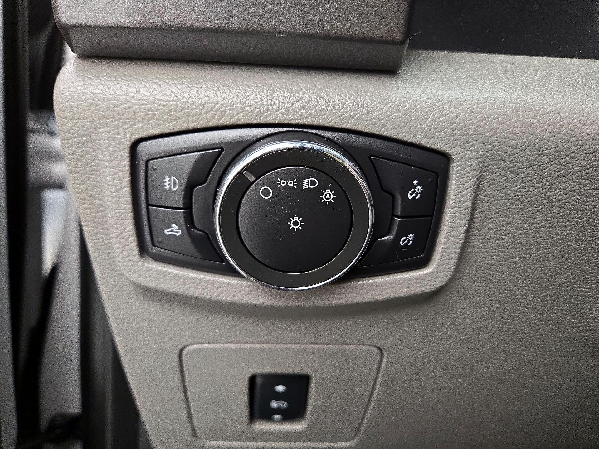 Thumbnail: 2017 Ford F-150 - 13