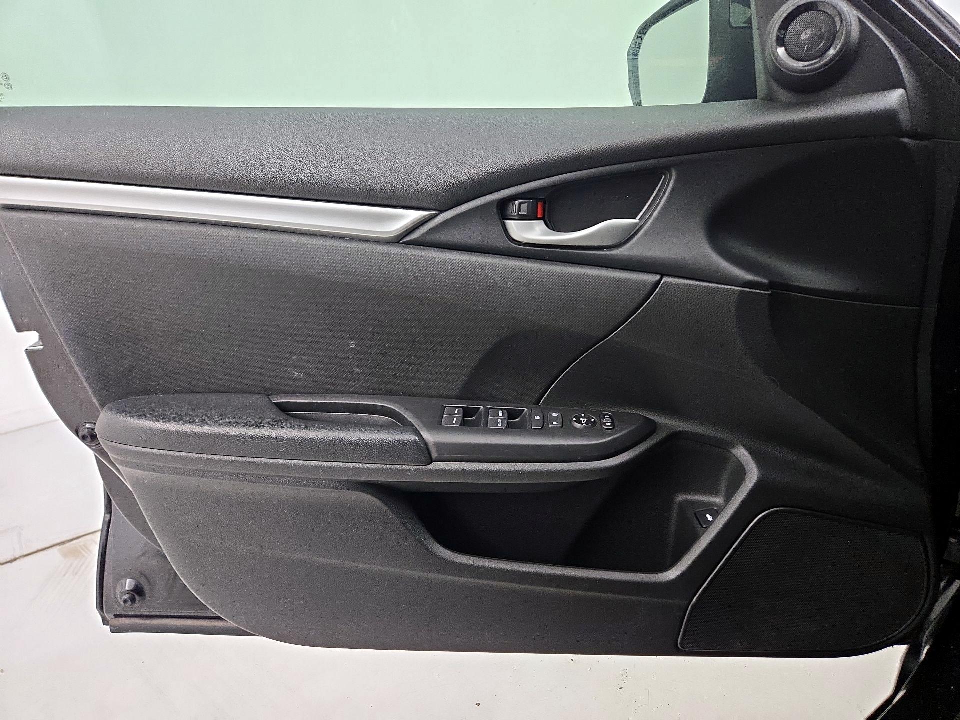 Thumbnail: 2019 Honda Civic - 12