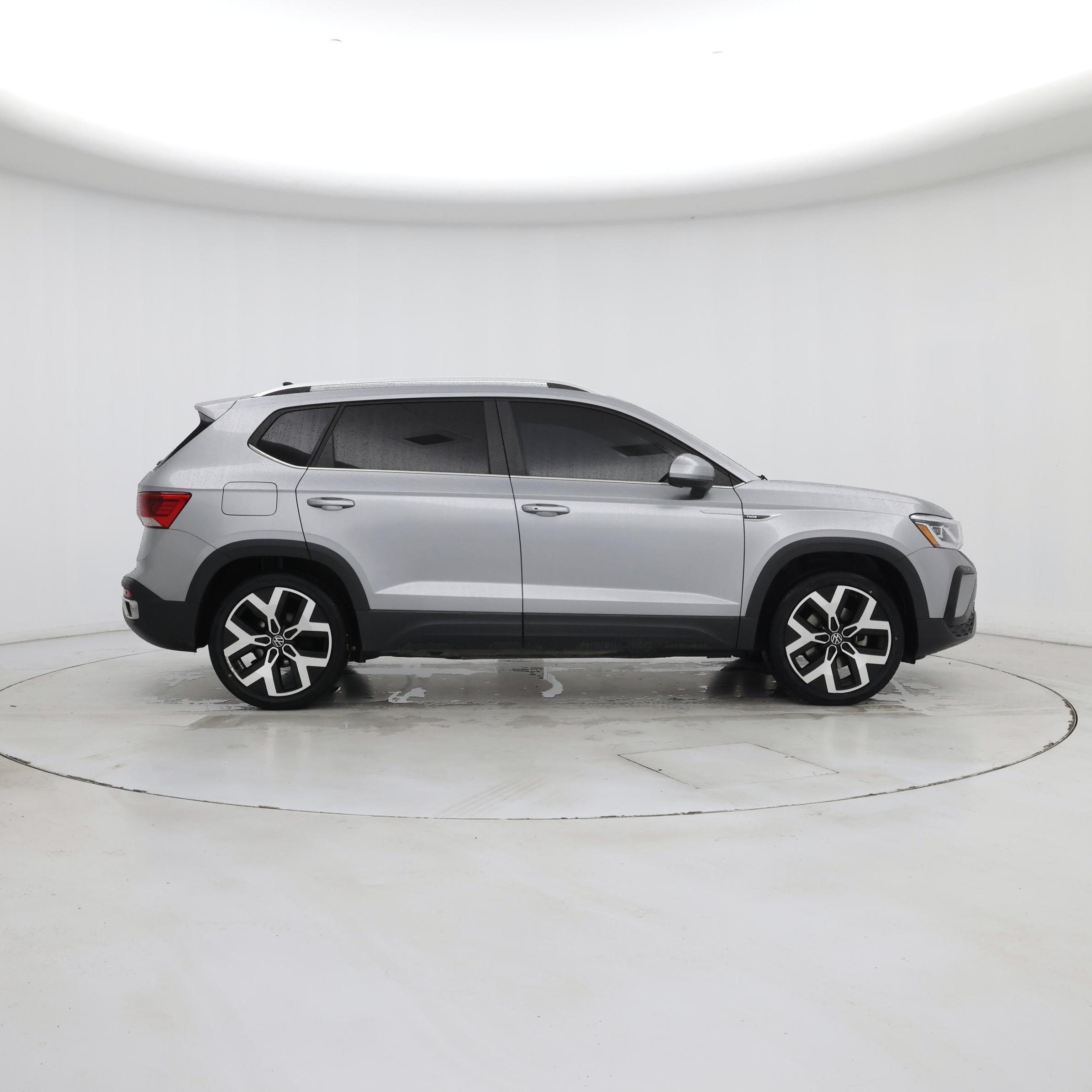 Thumbnail: 2022 Volkswagen Taos - 7