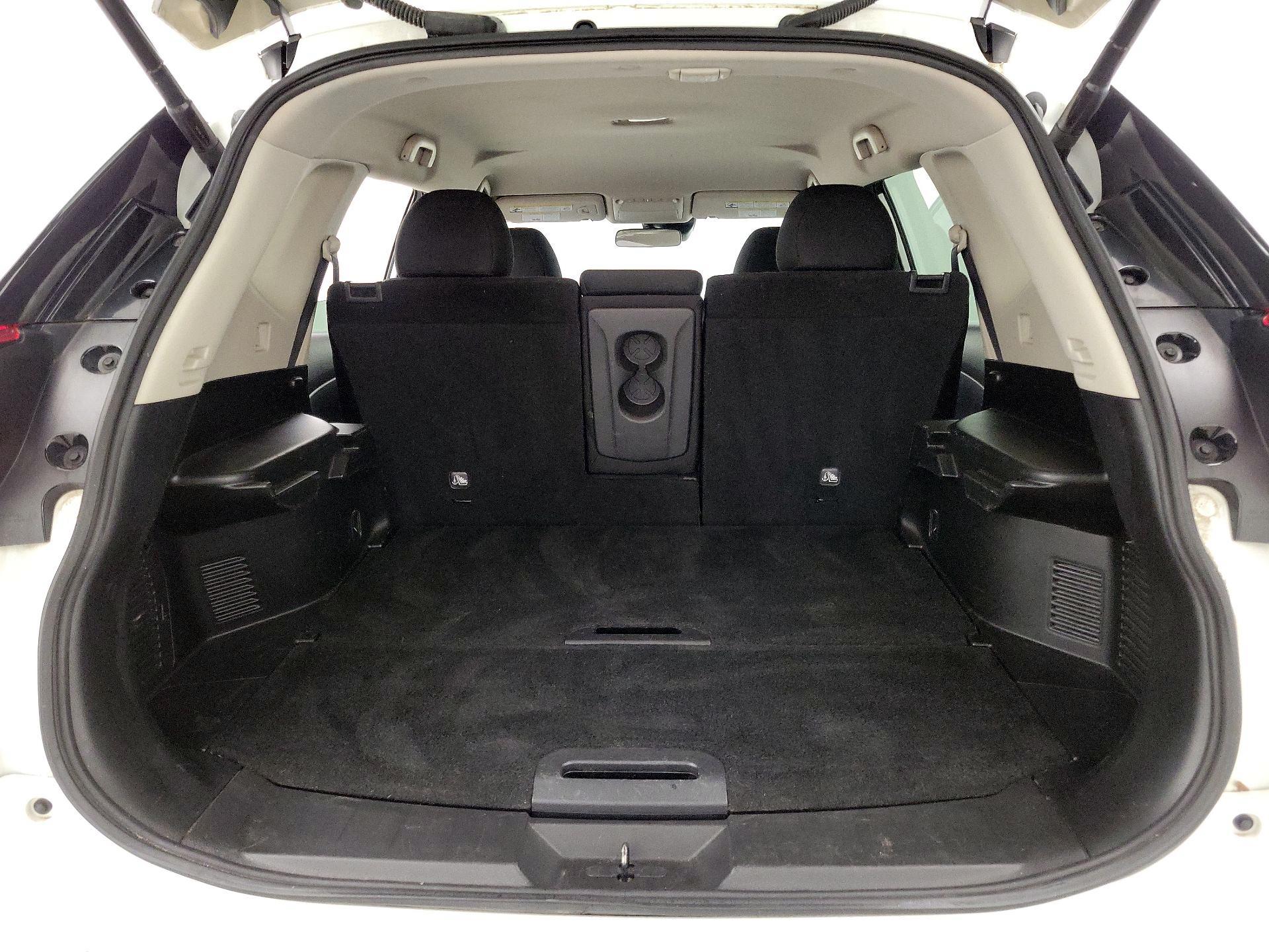 Thumbnail: 2020 Nissan Rogue - 20