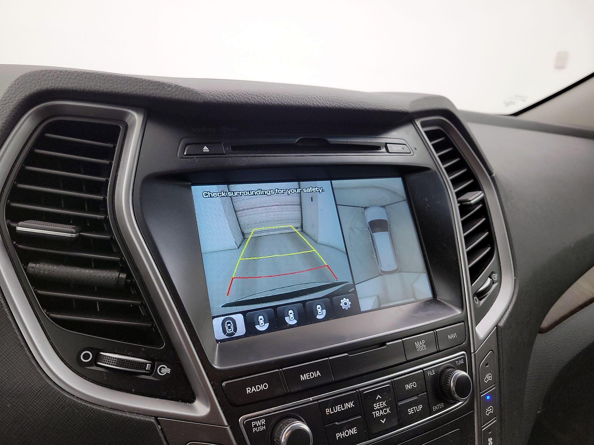 Thumbnail: 2017 Hyundai Santa Fe - 15