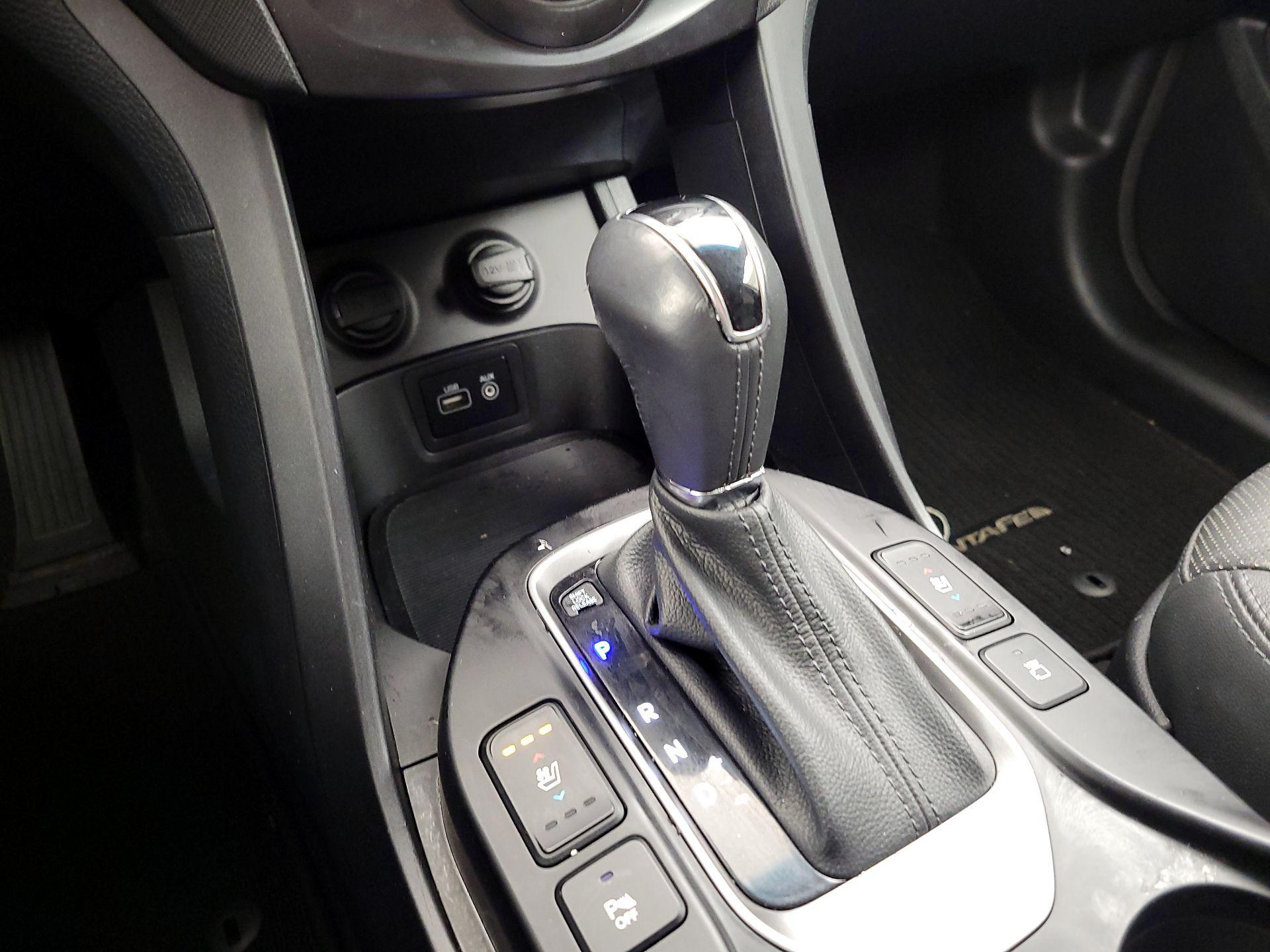 Thumbnail: 2017 Hyundai Santa Fe - 18