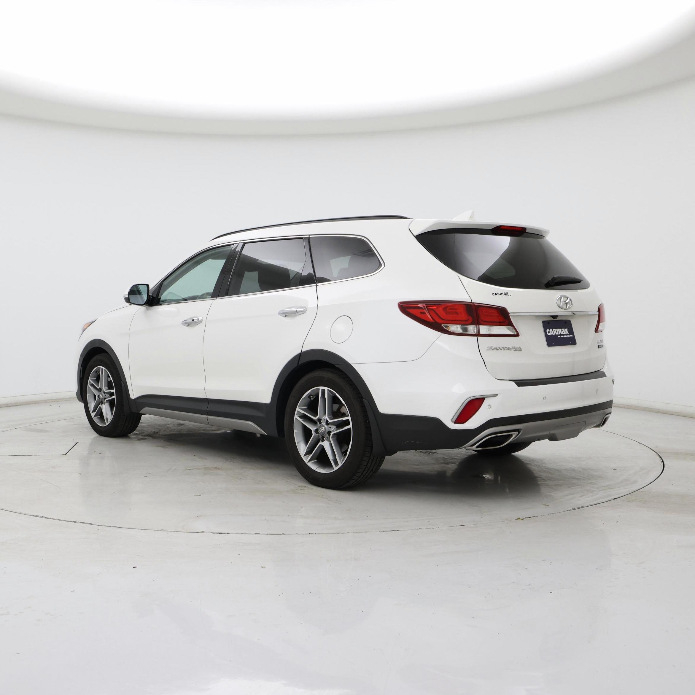 Thumbnail: 2017 Hyundai Santa Fe - 2