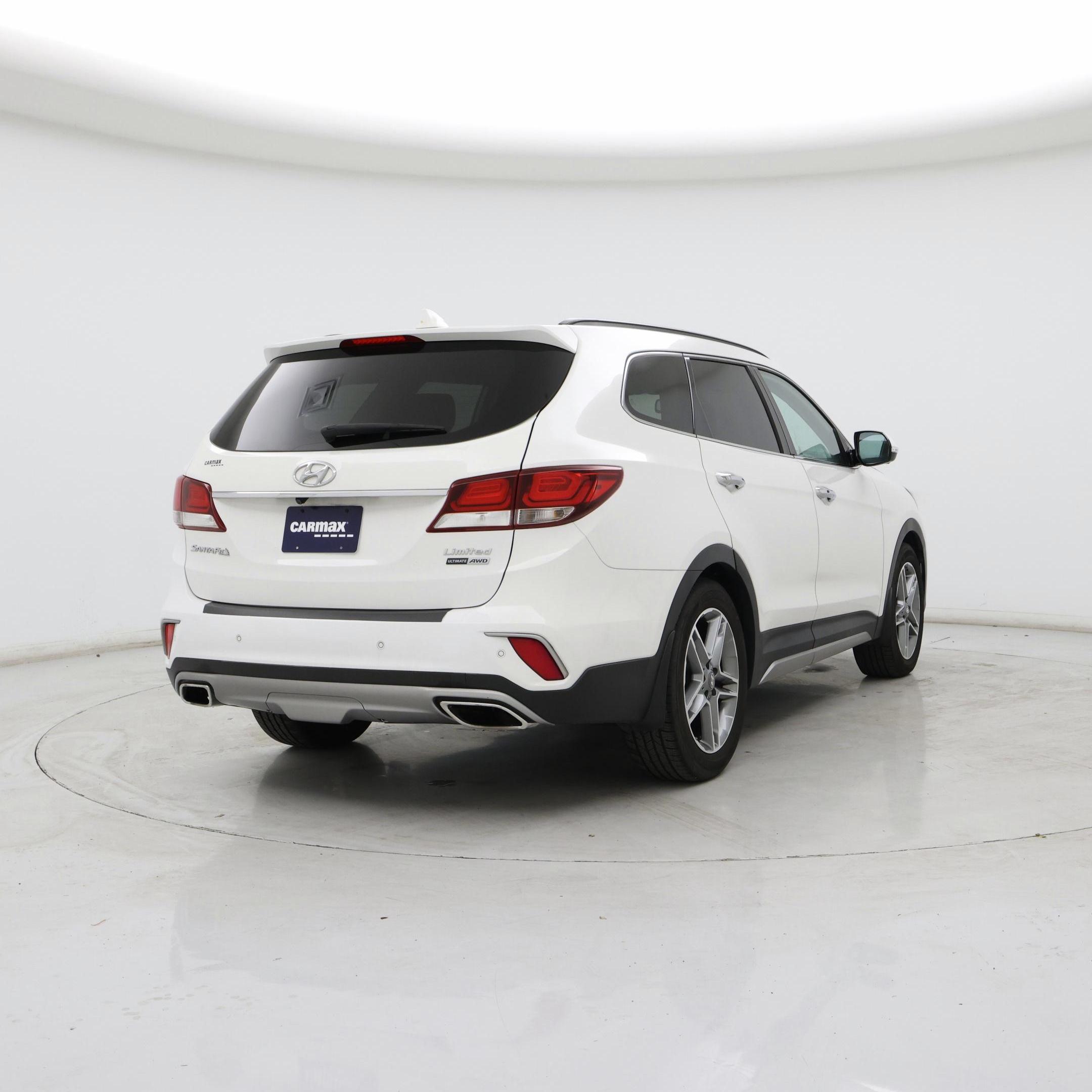 Thumbnail: 2017 Hyundai Santa Fe - 8