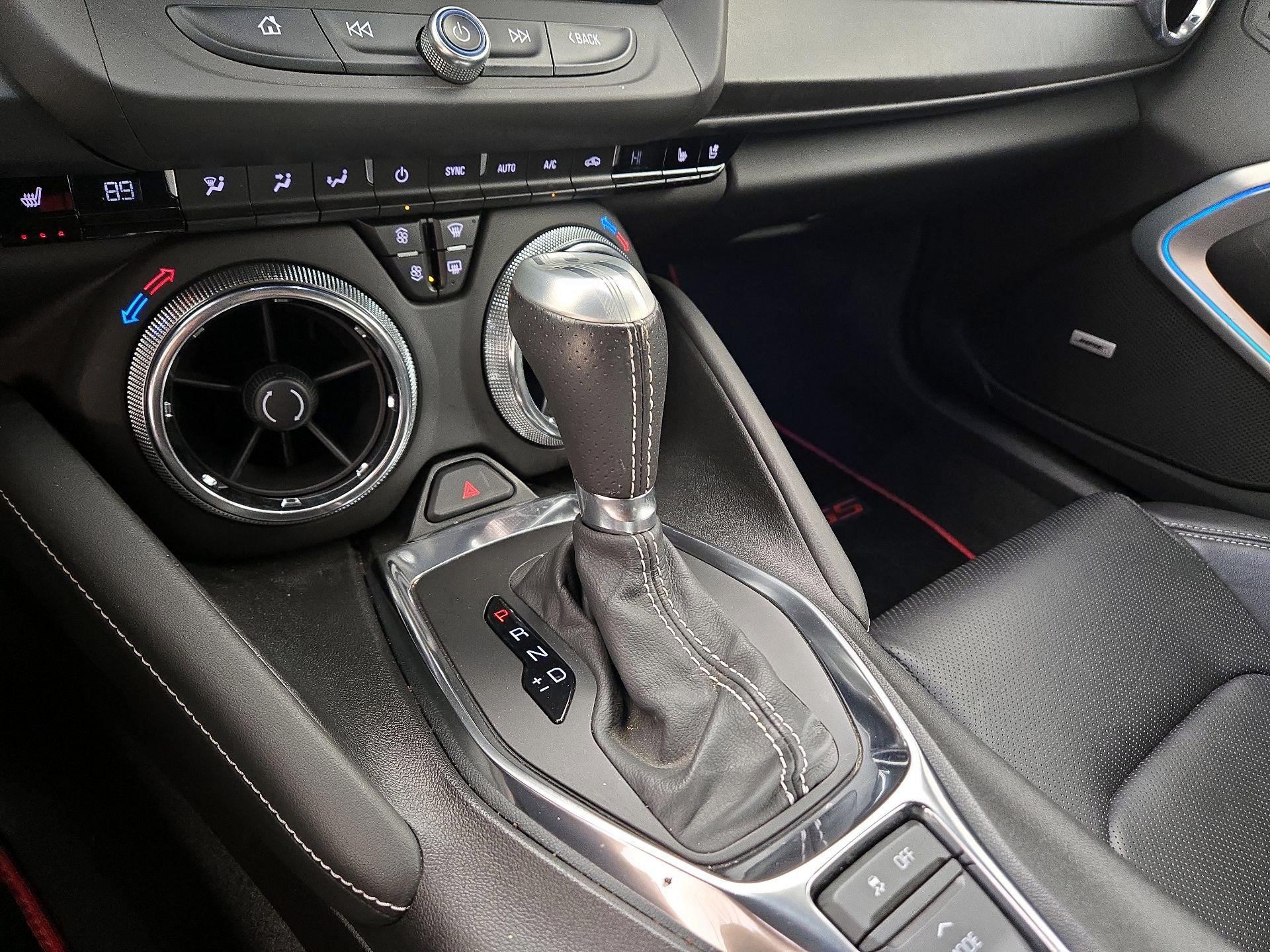 Thumbnail: 2019 Chevrolet Camaro - 16