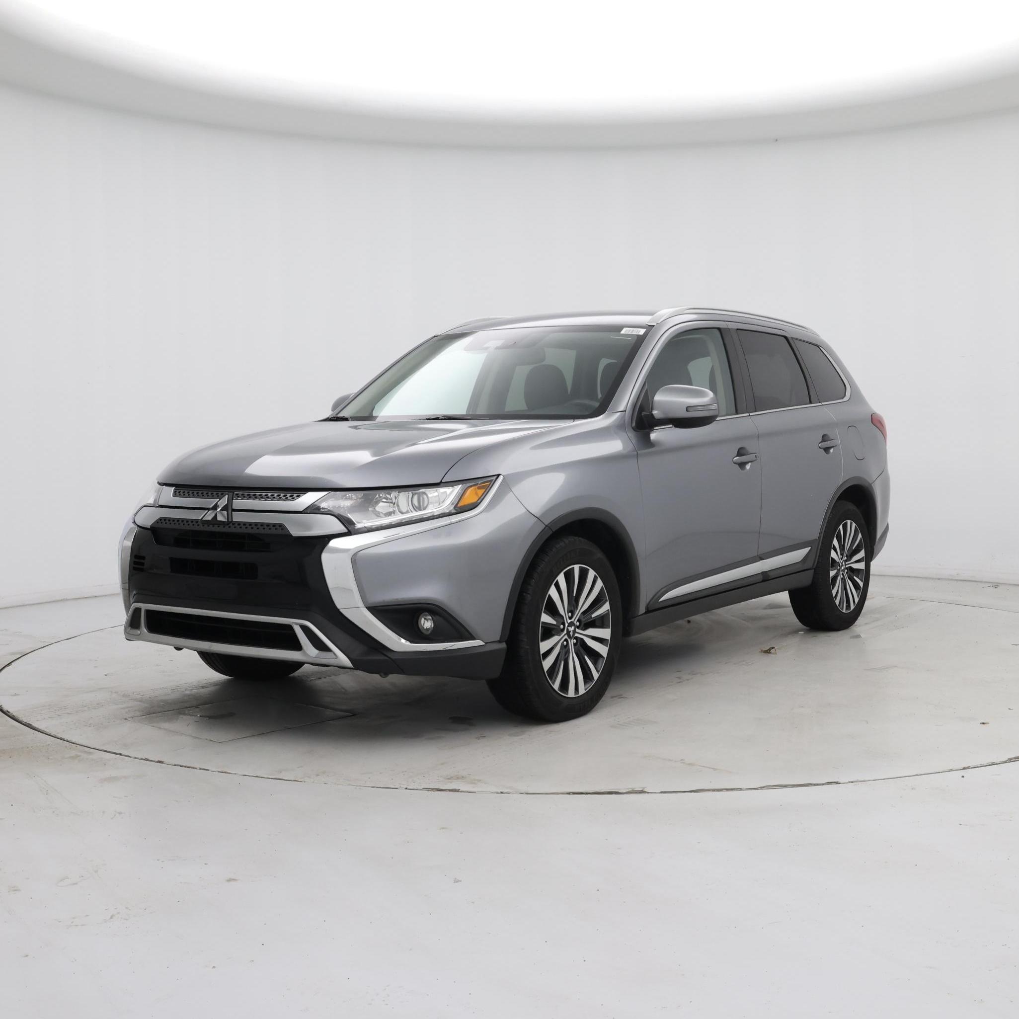 Thumbnail: 2020 Mitsubishi Outlander - 4