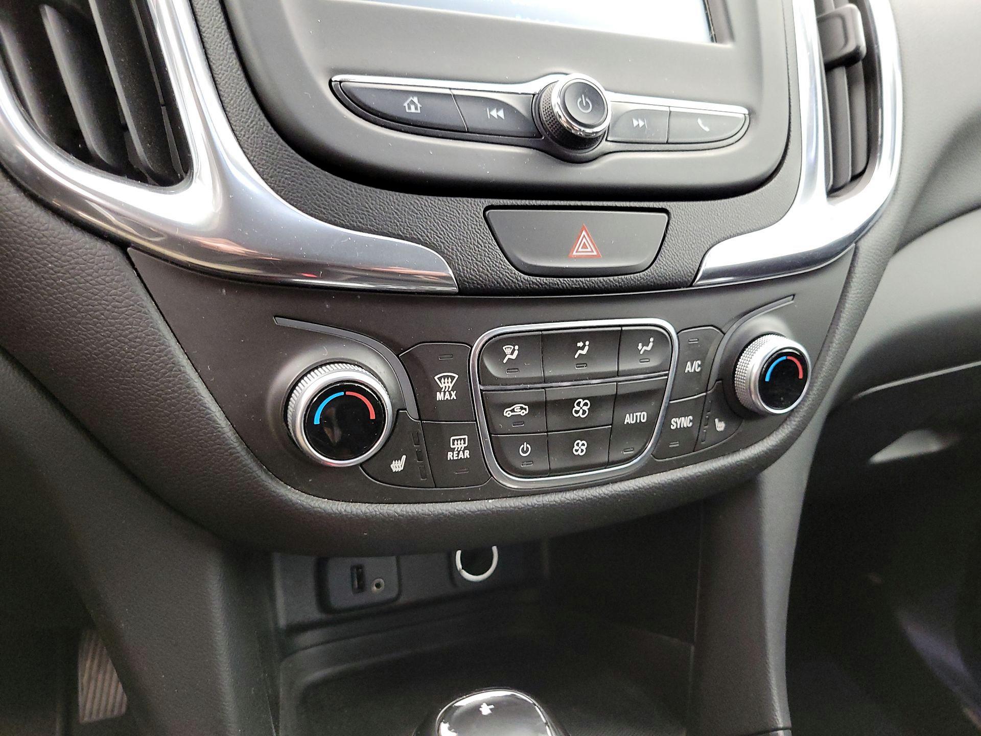 Thumbnail: 2018 Chevrolet Equinox - 16