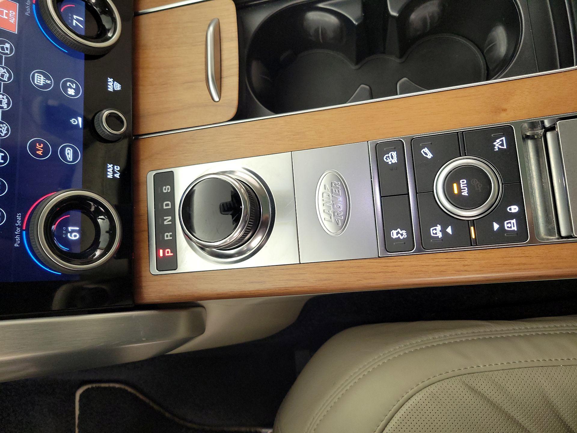 Thumbnail: 2018 Land Rover Range Rover - 18