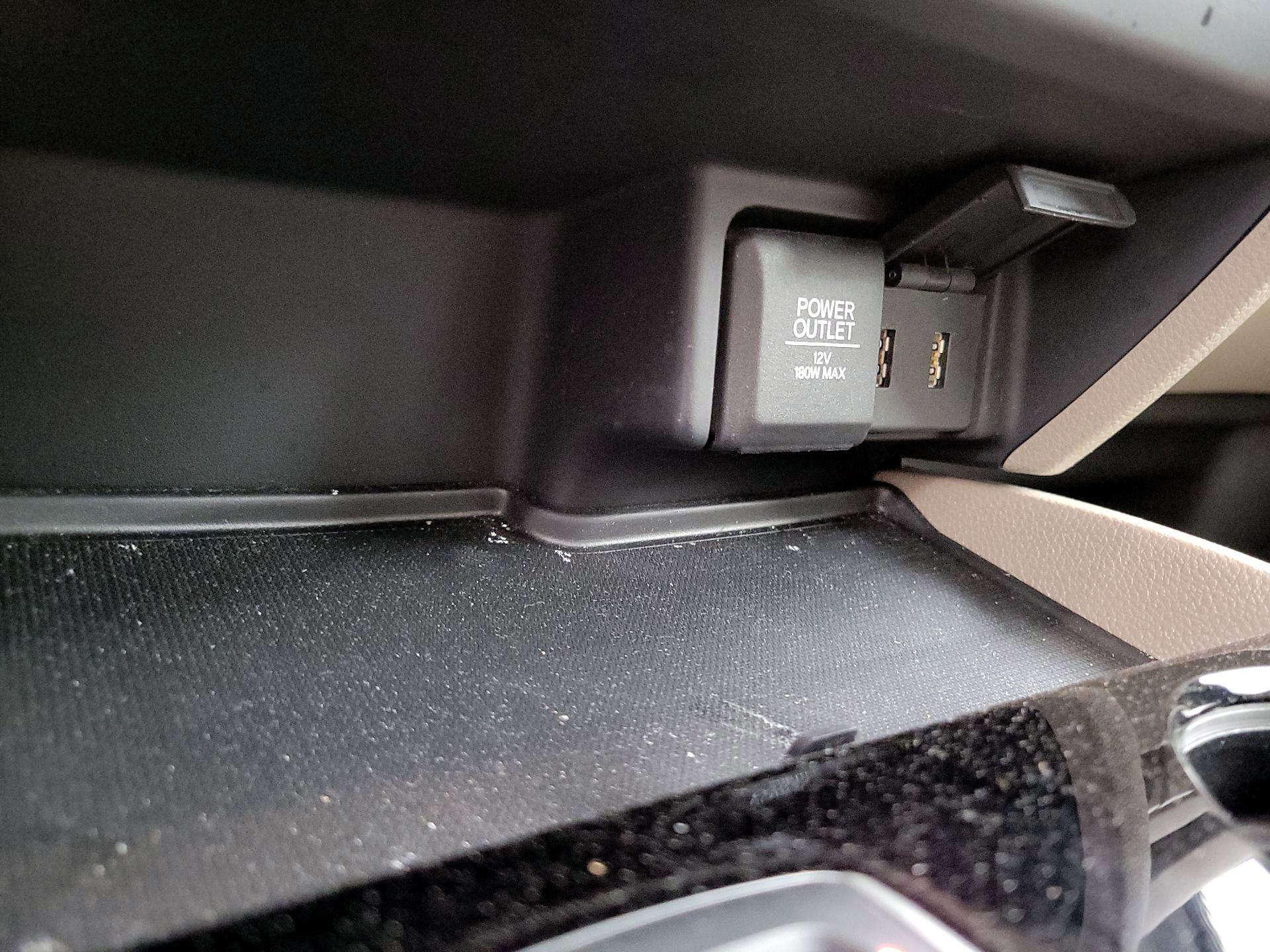 Thumbnail: 2018 Honda Pilot - 19