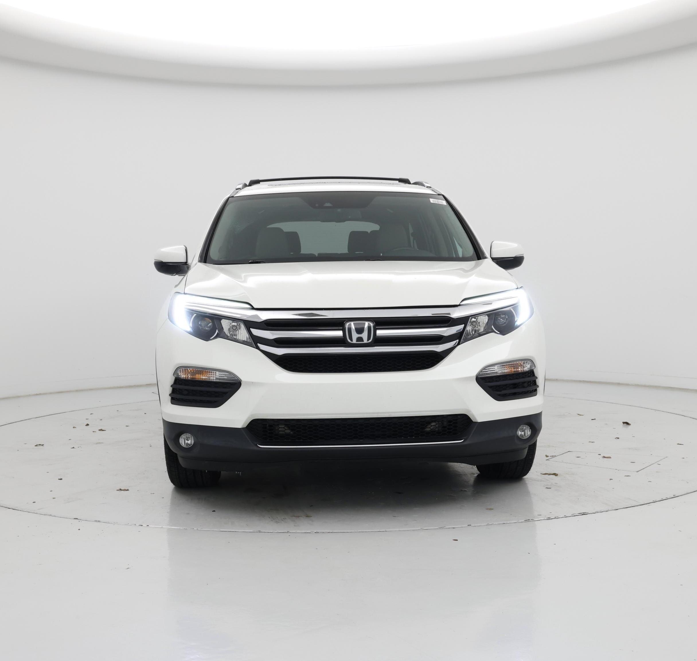 Thumbnail: 2018 Honda Pilot - 5
