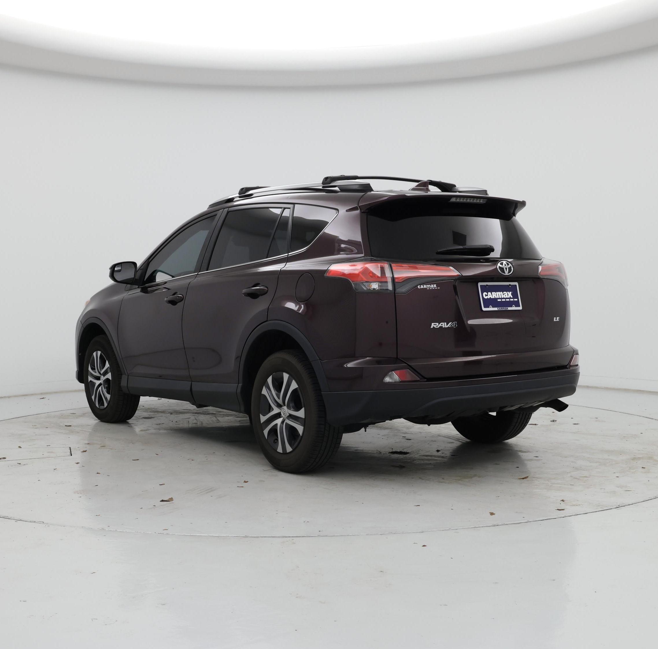 Thumbnail: 2017 Toyota RAV4 - 2