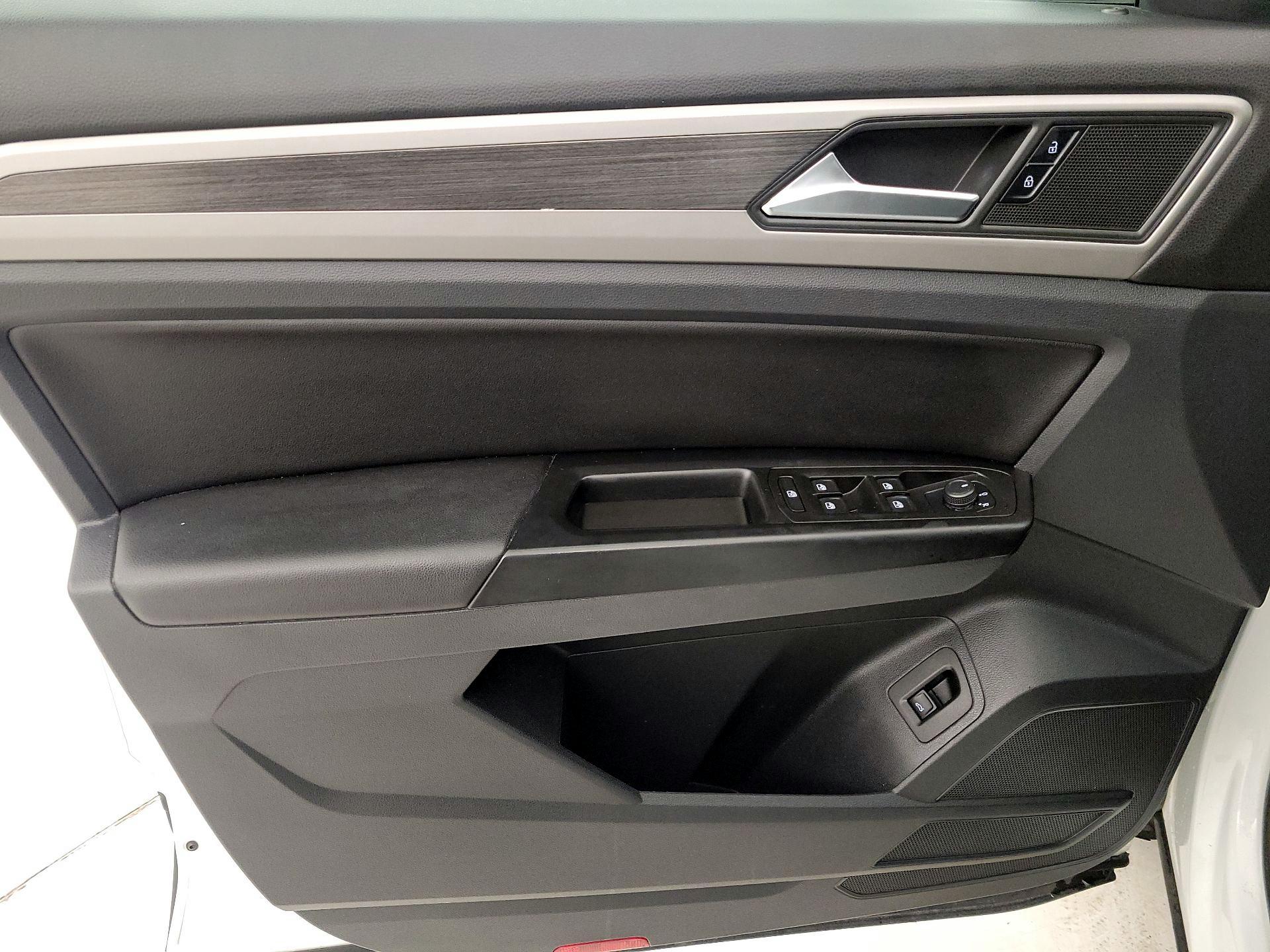 Thumbnail: 2021 Volkswagen Atlas - 12