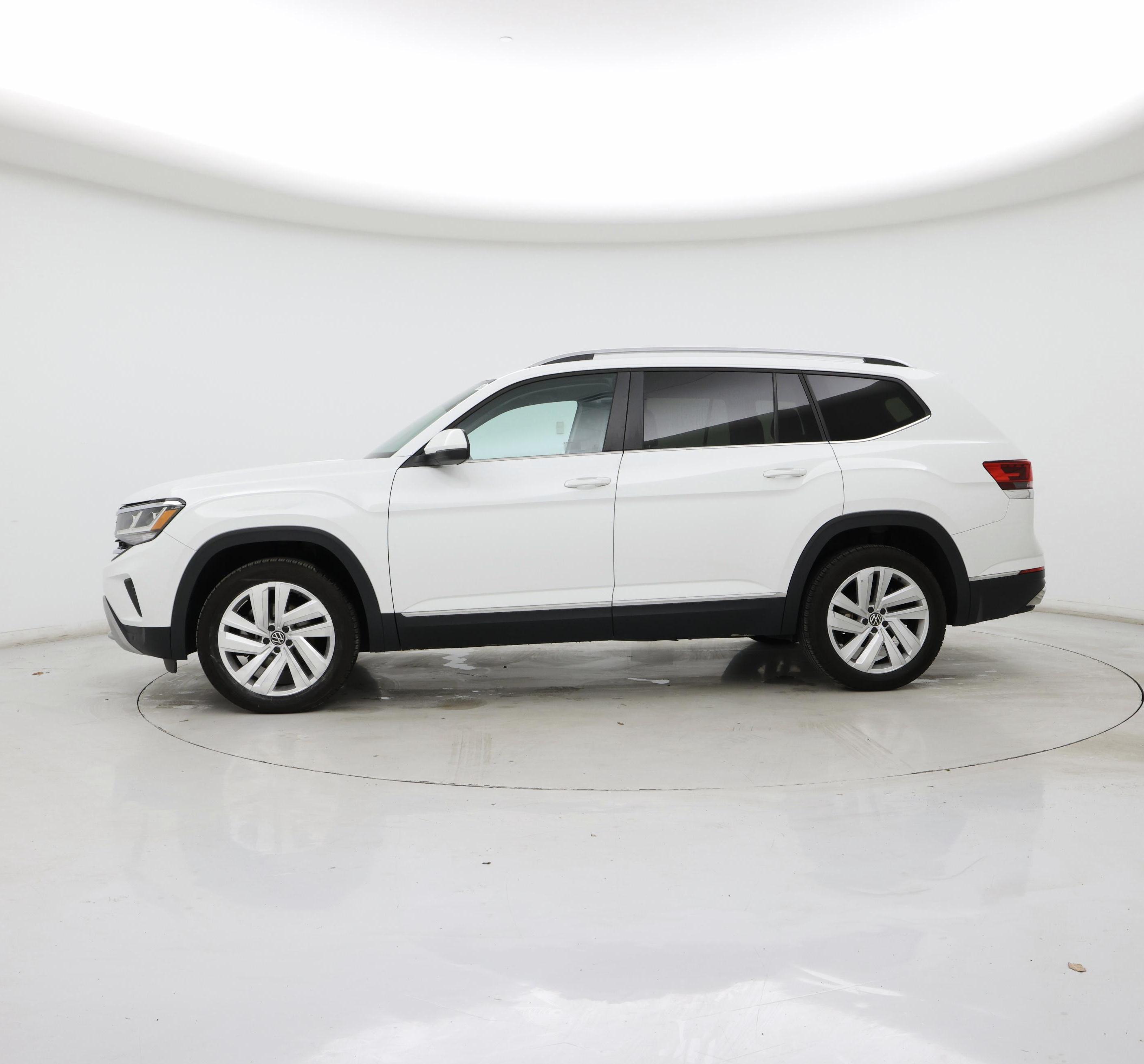 Thumbnail: 2021 Volkswagen Atlas - 3