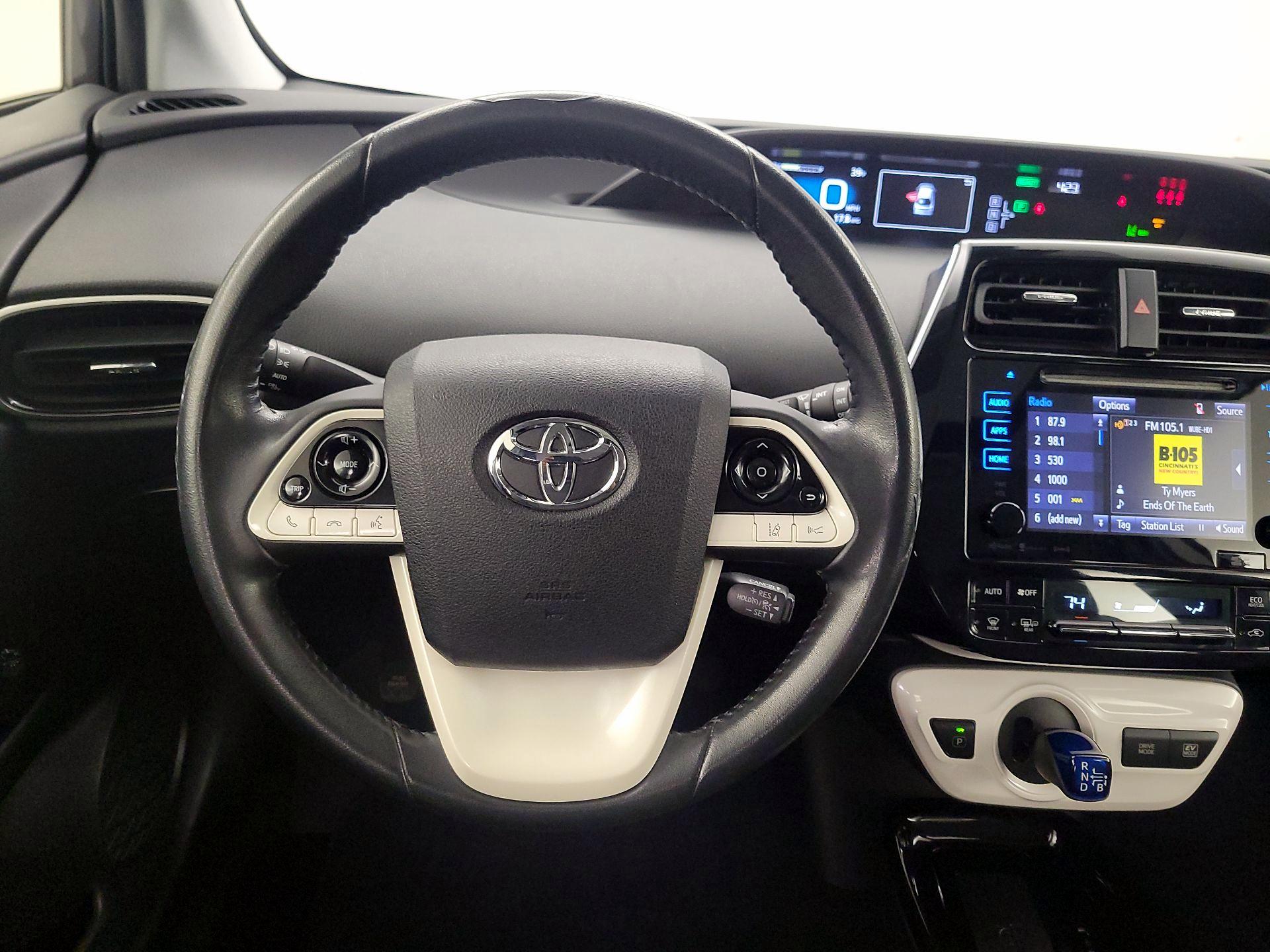 Thumbnail: 2018 Toyota Prius - 10