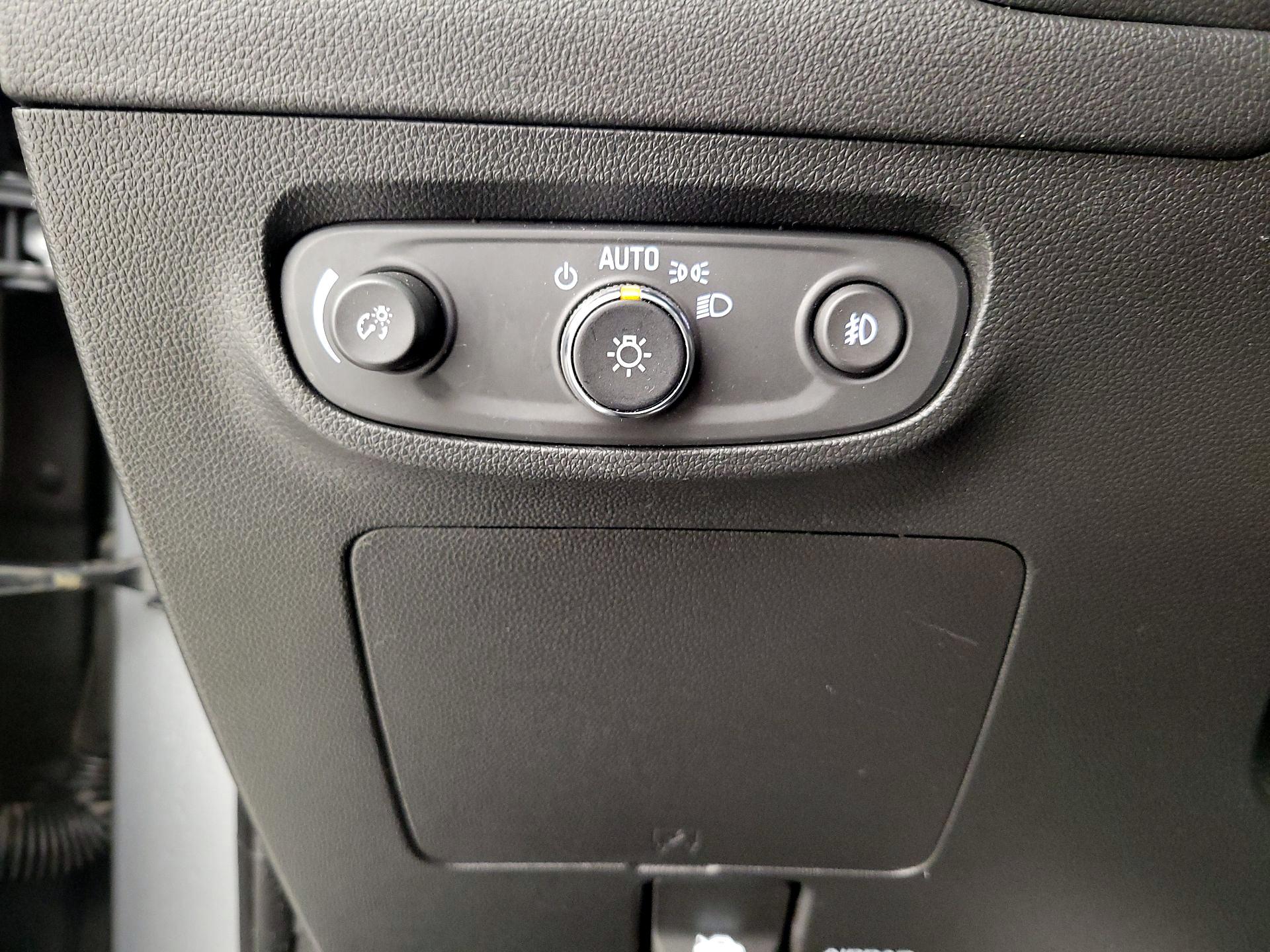 Thumbnail: 2023 Buick Encore GX - 13