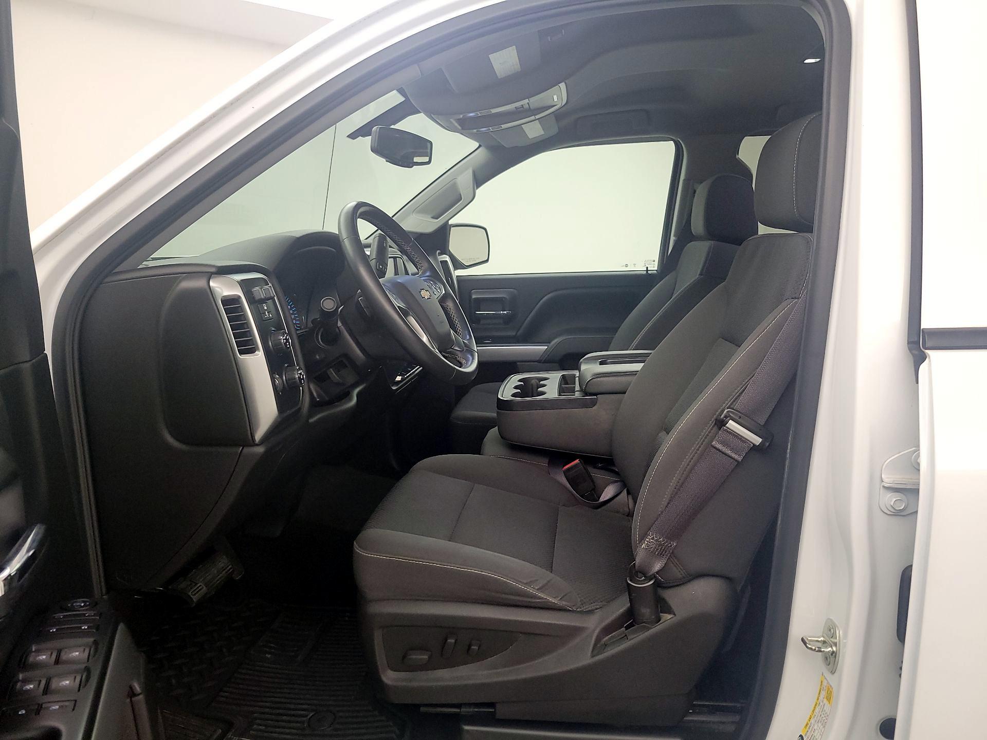 Thumbnail: 2016 Chevrolet Silverado 1500 - 11