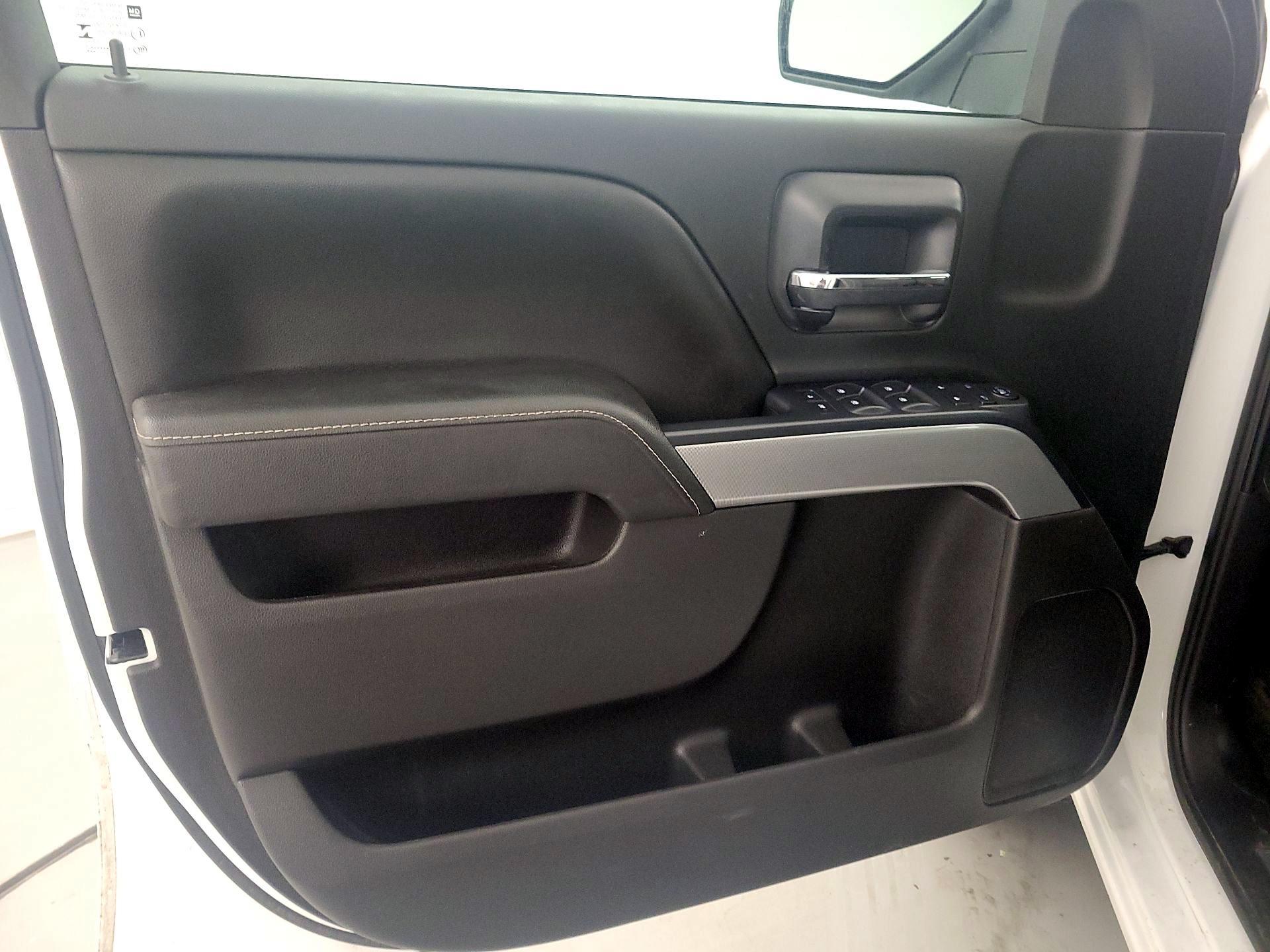 Thumbnail: 2016 Chevrolet Silverado 1500 - 12