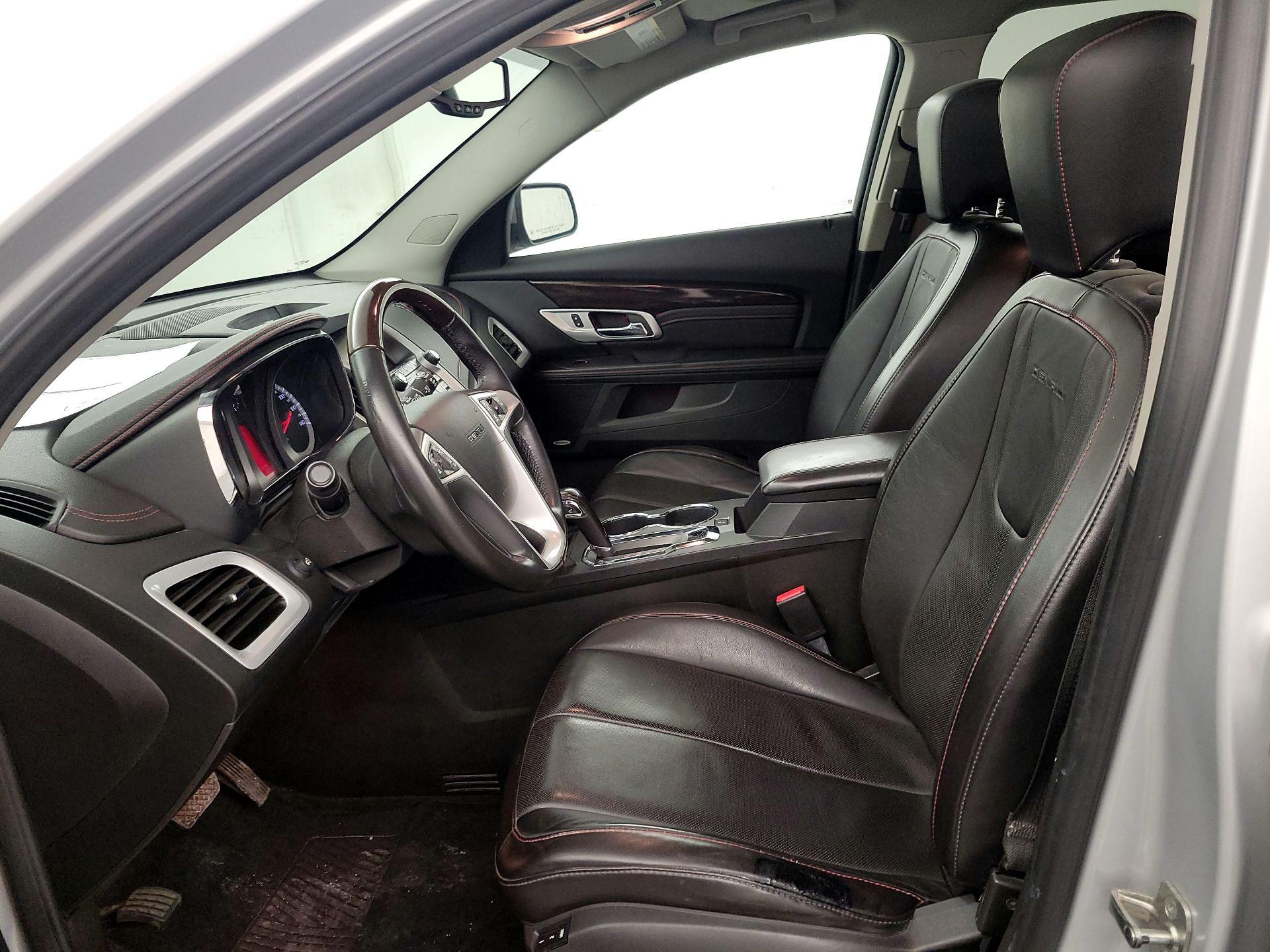 Thumbnail: 2015 GMC Terrain - 11