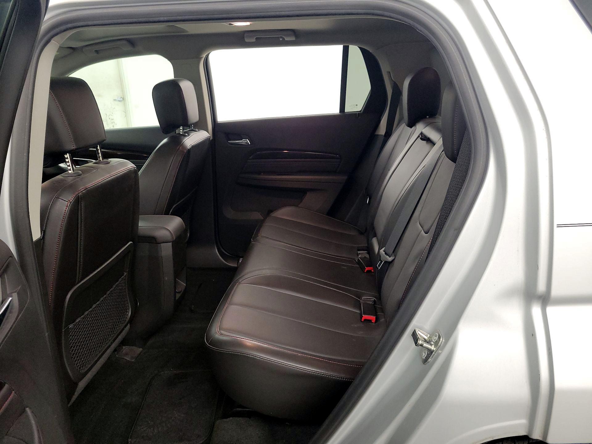 Thumbnail: 2015 GMC Terrain - 17