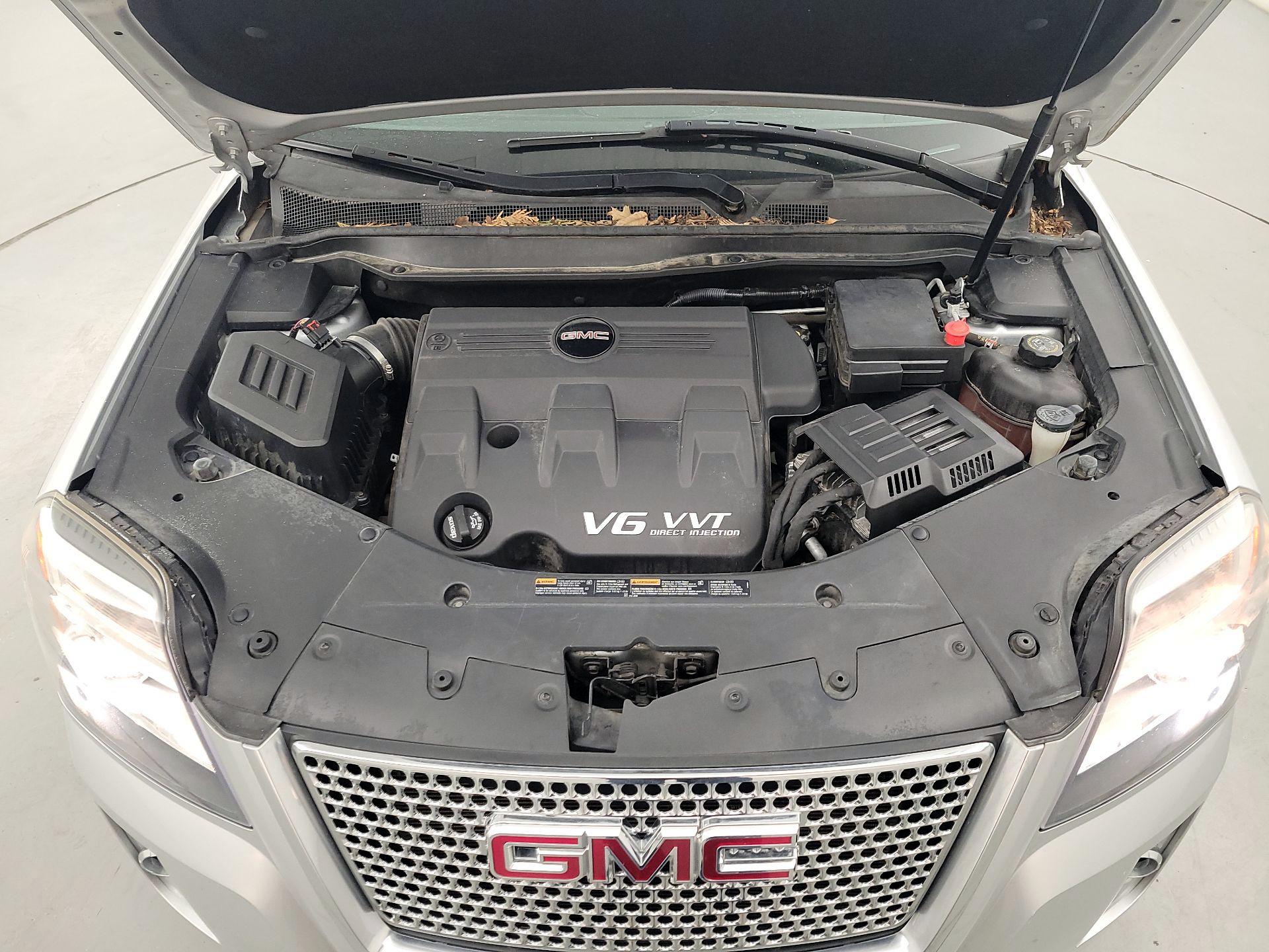 Thumbnail: 2015 GMC Terrain - 19