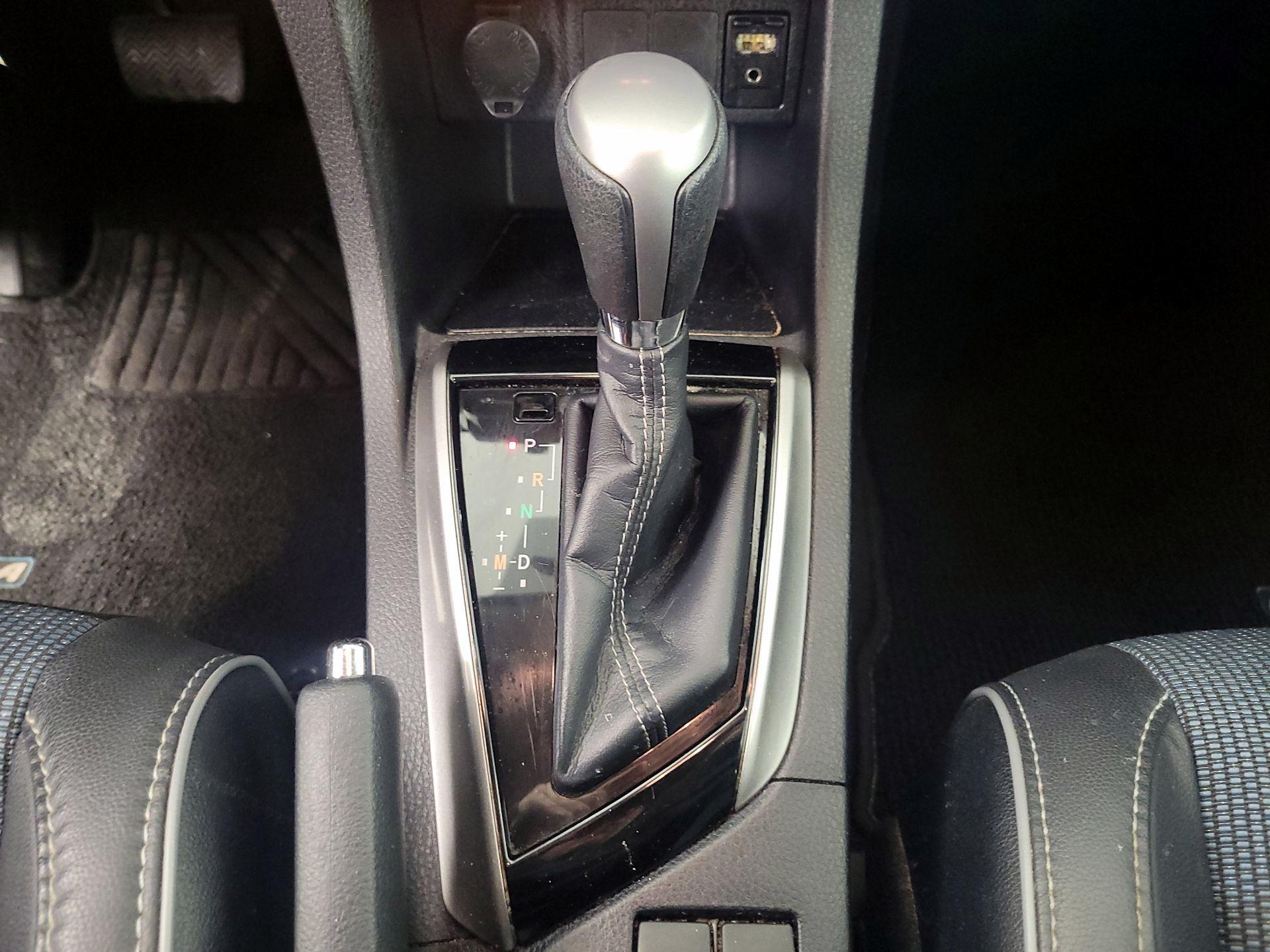 Thumbnail: 2014 Toyota Corolla - 17