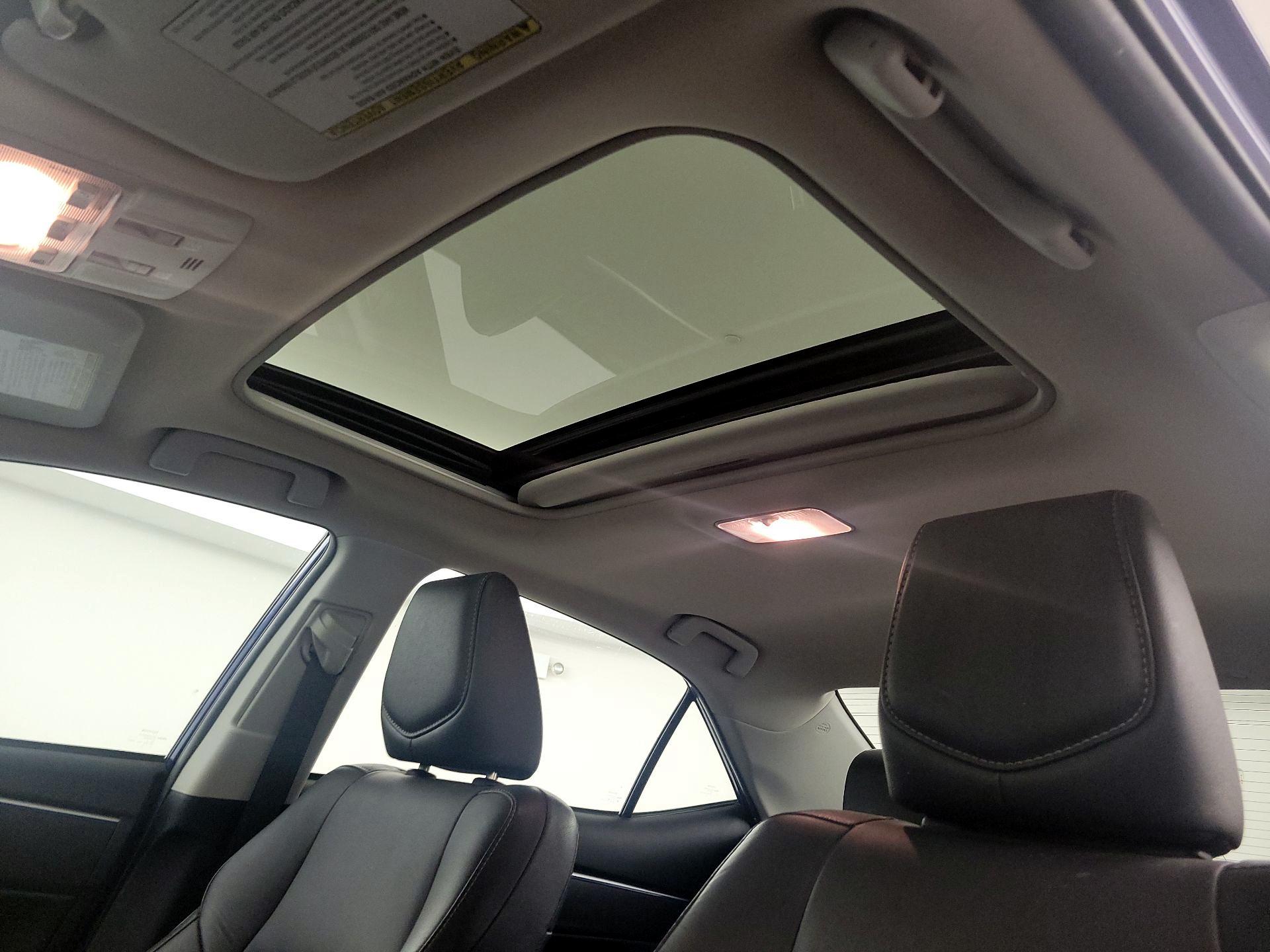 Thumbnail: 2014 Toyota Corolla - 19