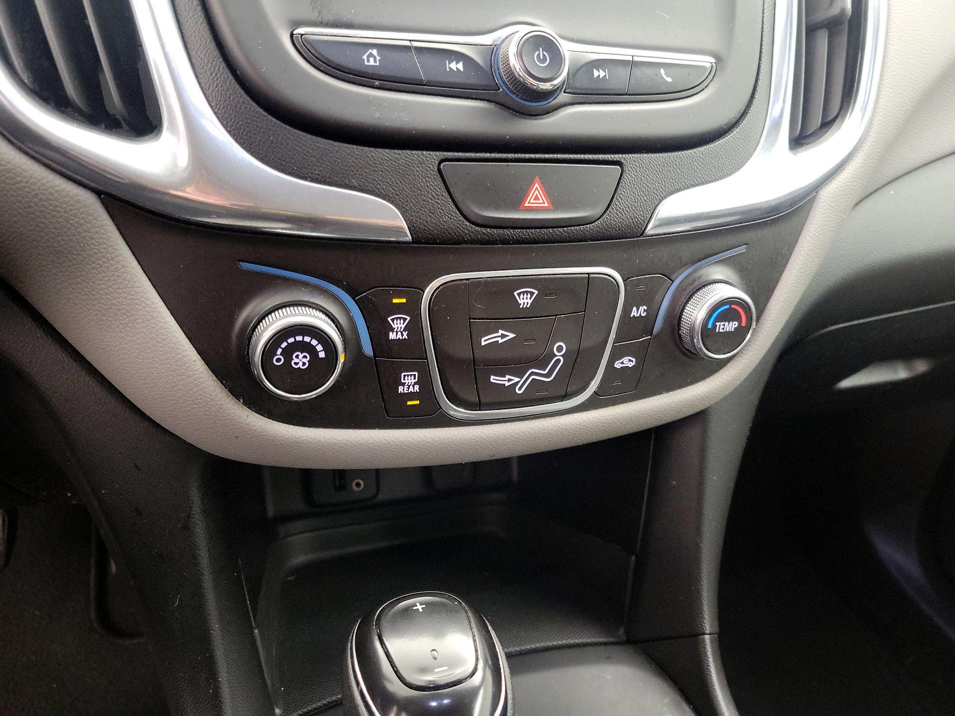 Thumbnail: 2018 Chevrolet Equinox - 16