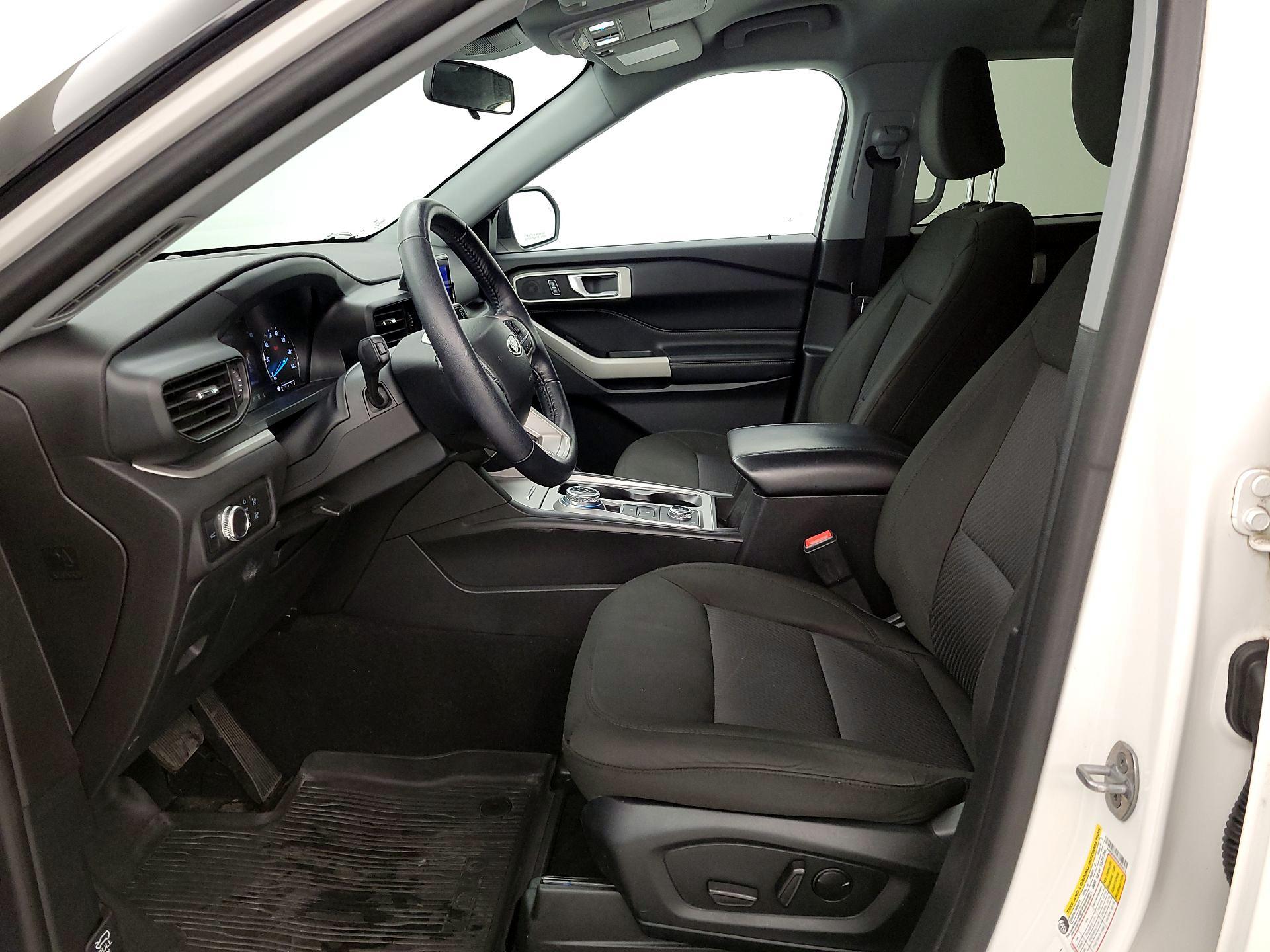 Thumbnail: 2022 Ford Explorer - 11