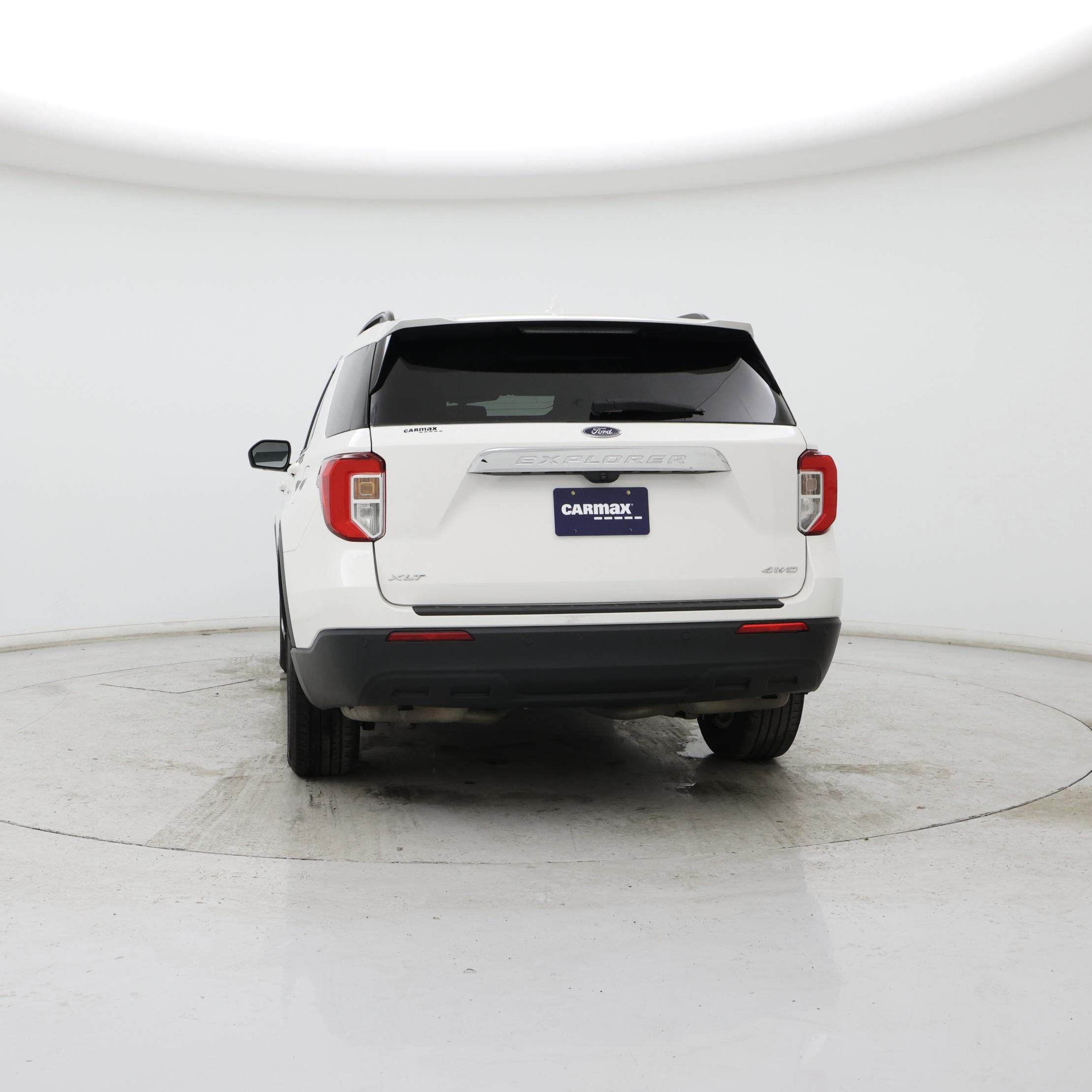 Thumbnail: 2022 Ford Explorer - 6