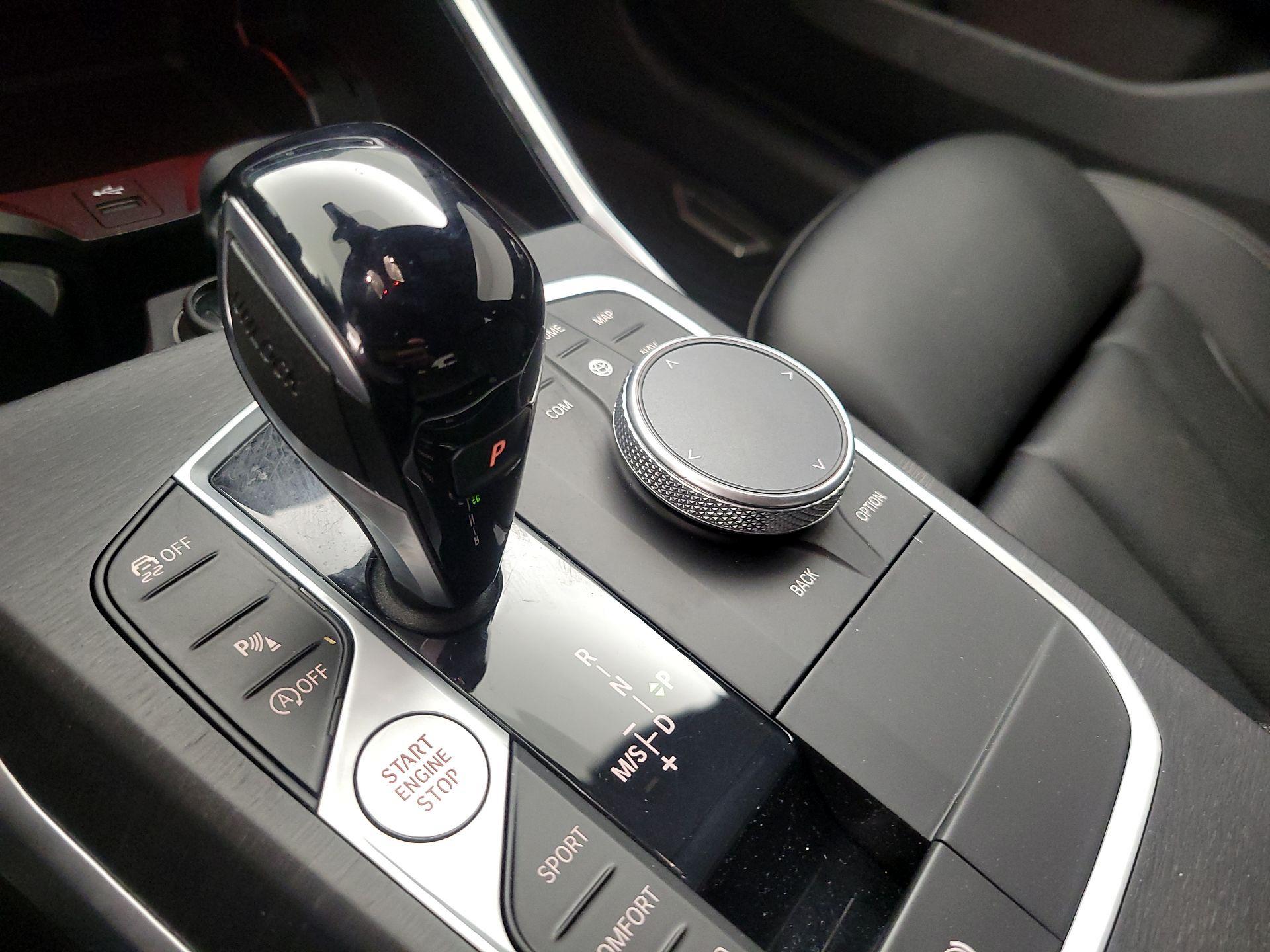 Thumbnail: 2022 BMW 3 Series - 18