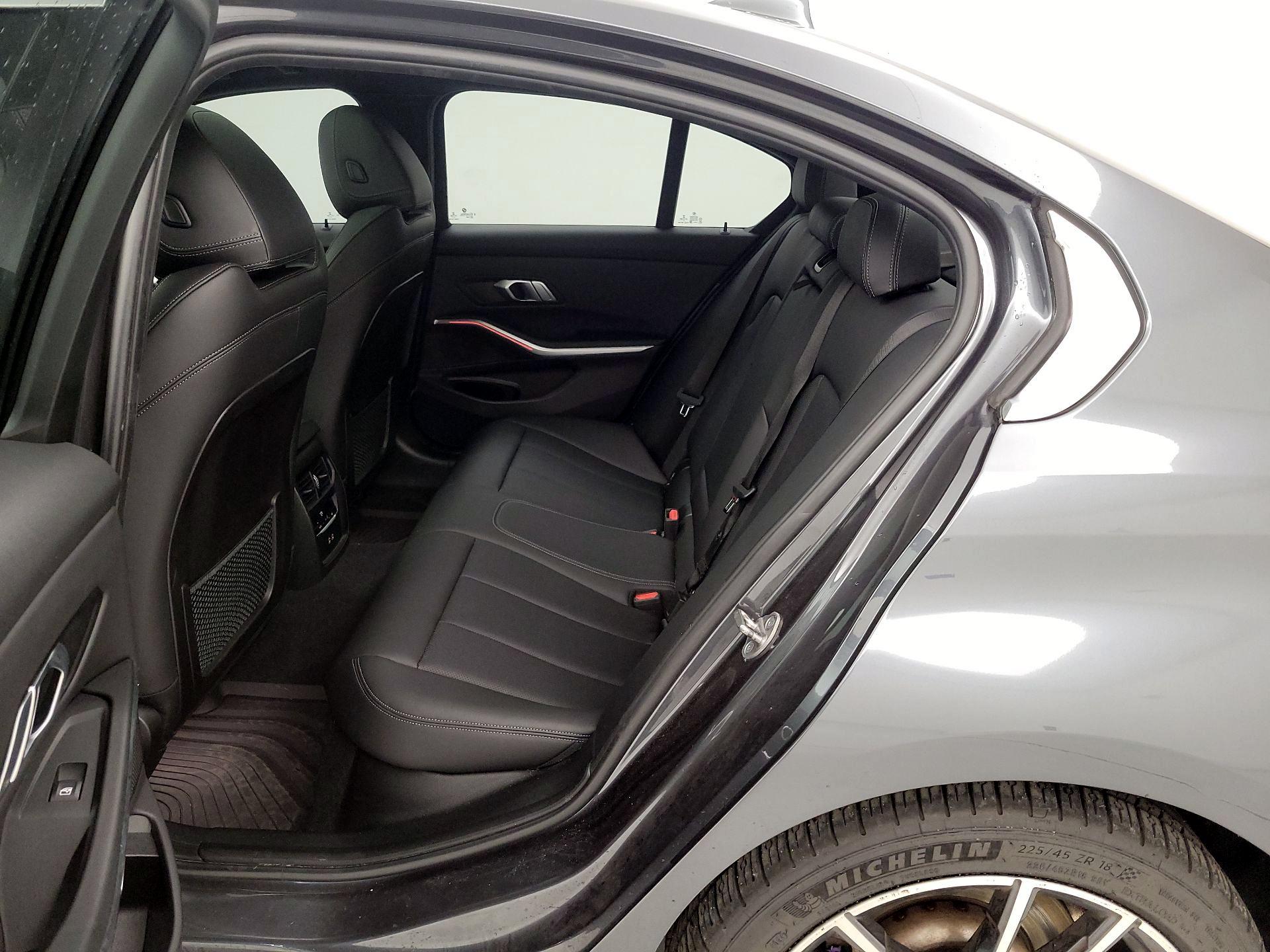 Thumbnail: 2022 BMW 3 Series - 20